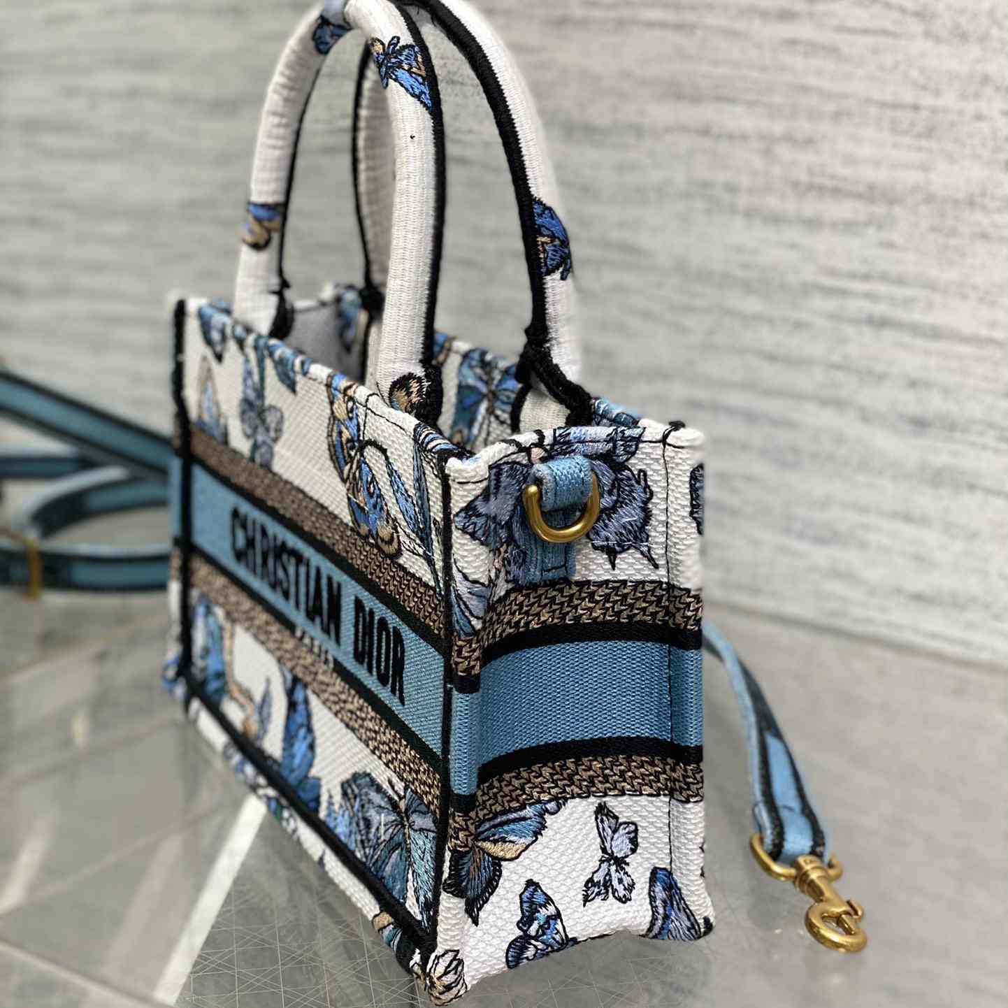 Dior Mini Dior Book Tote With Strap - DesignerGu