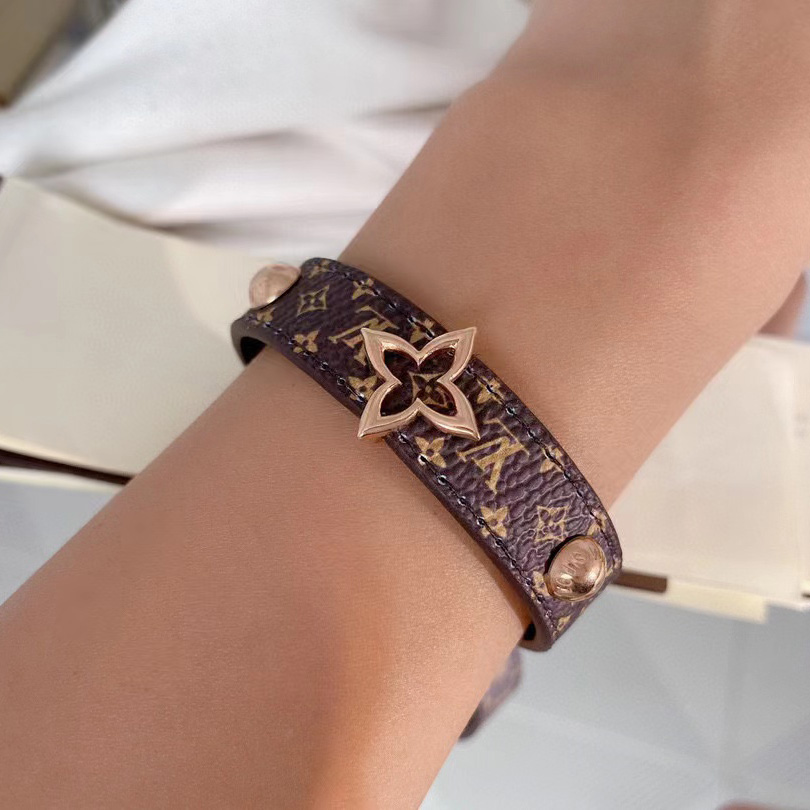 Louis Vuitton Bracelet Nano Monogram - DesignerGu