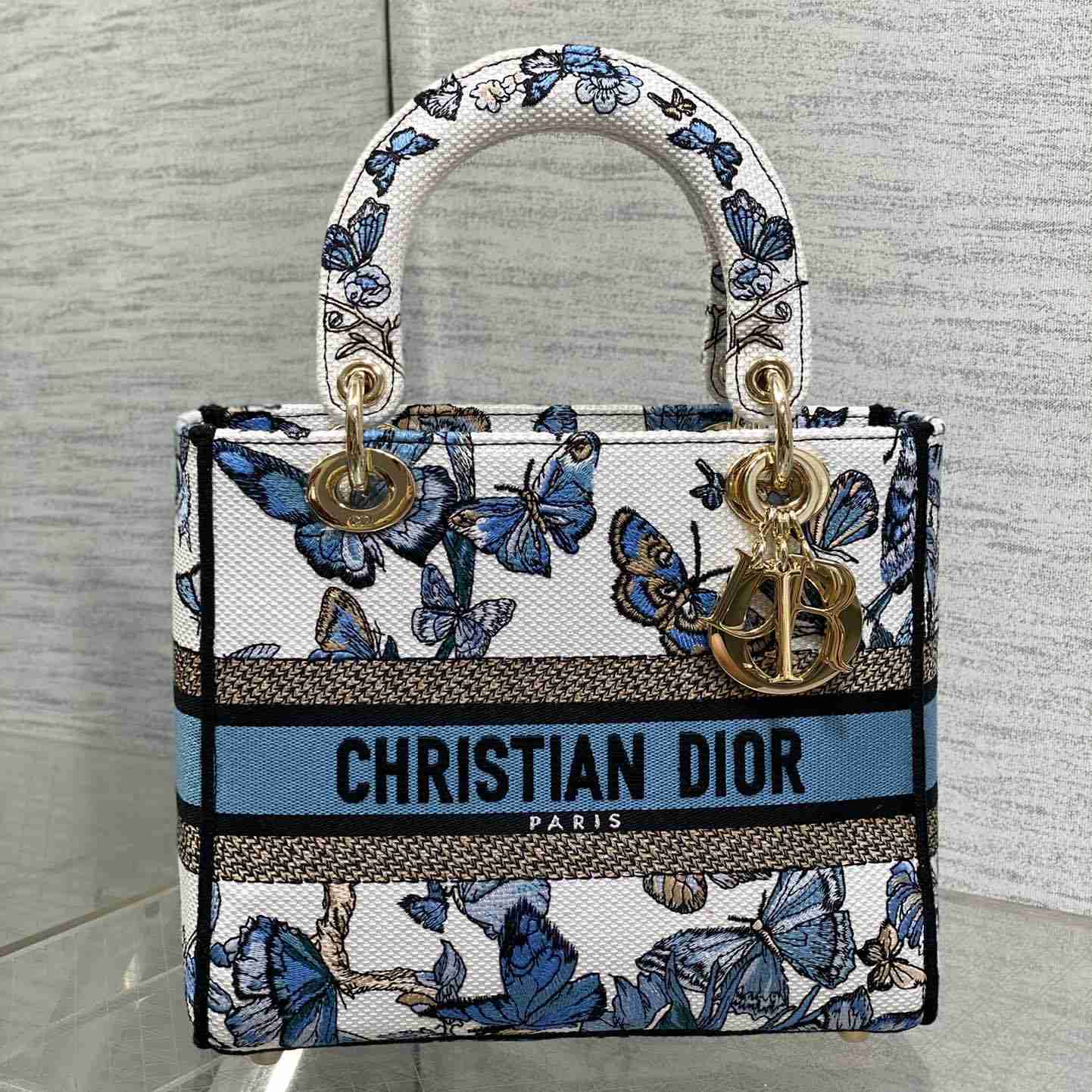 Dior Medium Lady D-lite Bag - DesignerGu