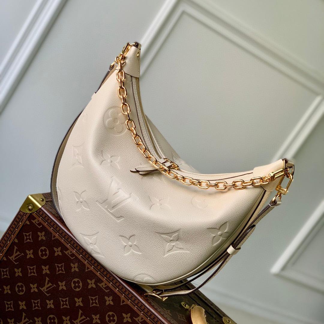 Louis Vuitton Loop Hobo  (38-26-10cm)   M46739 - DesignerGu