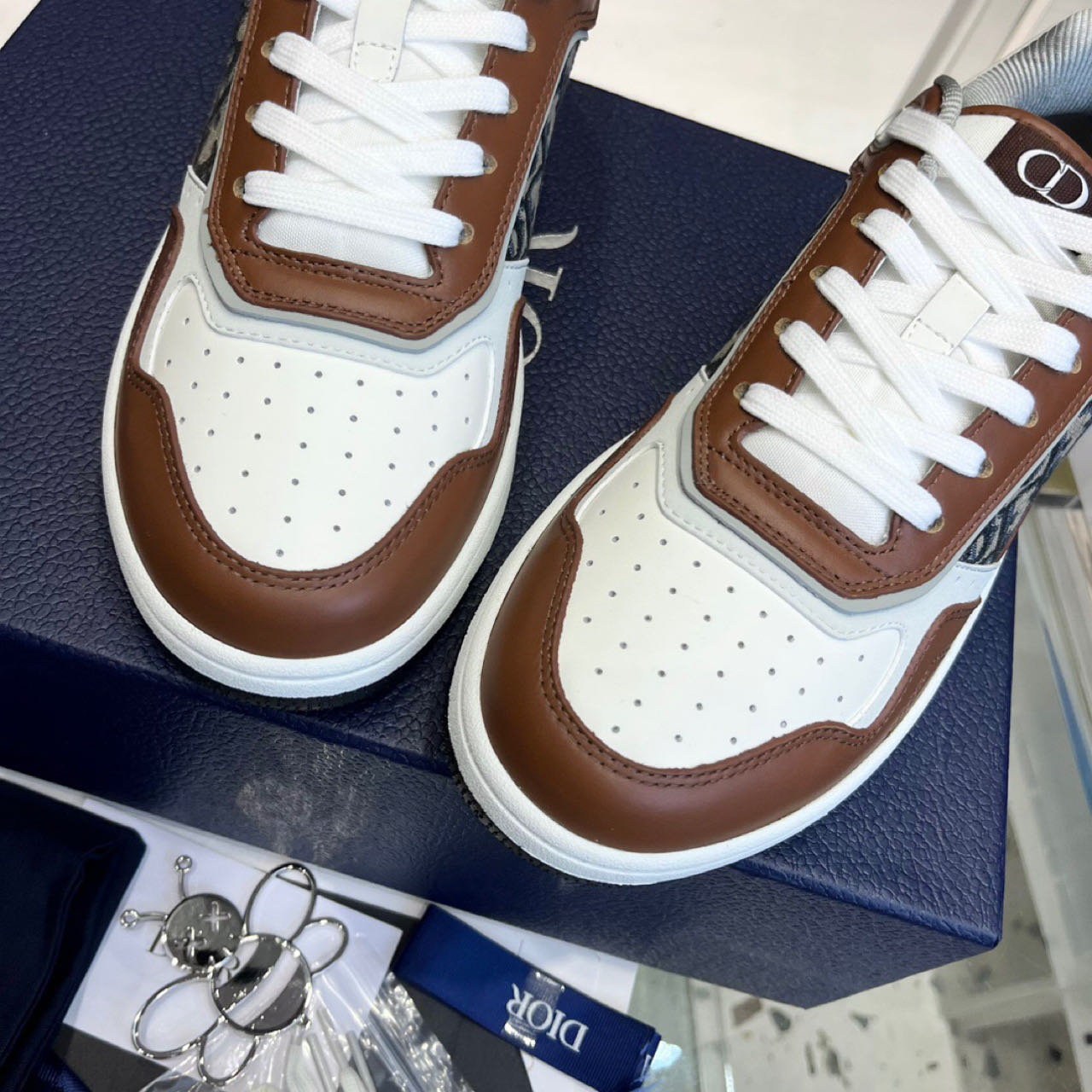 Dior B27 Low-Top Sneaker - DesignerGu