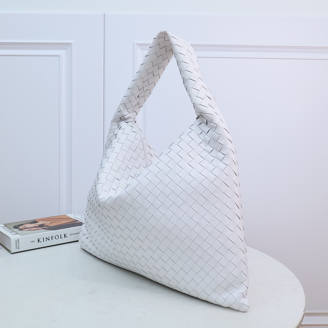 Bottega Veneta Large Hop - DesignerGu