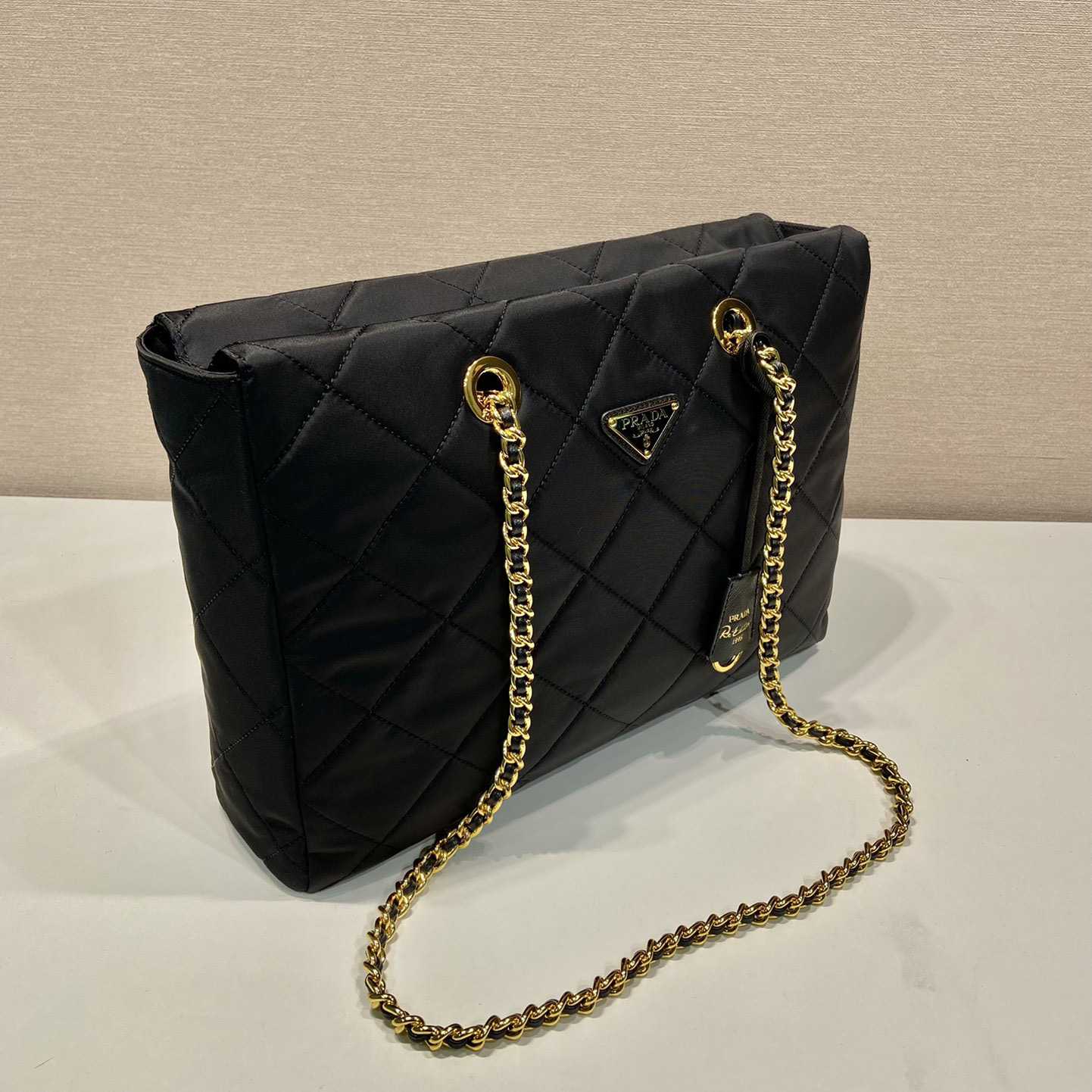 Prada Re-Edition 1995 Chaine Large Re-Nylon Bag - DesignerGu