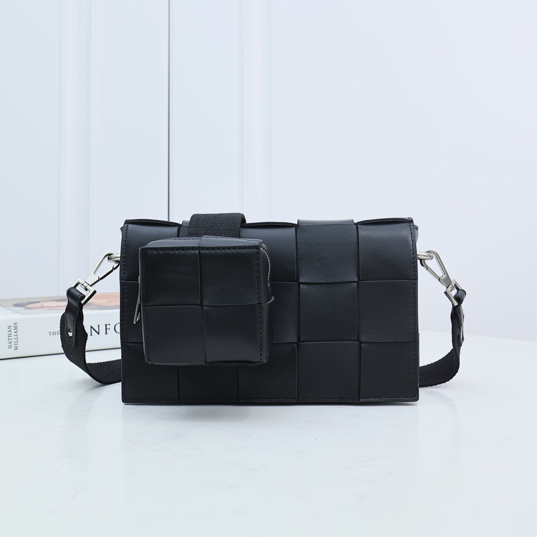 Bottega Veneta Cassette With Versatile Strap - DesignerGu