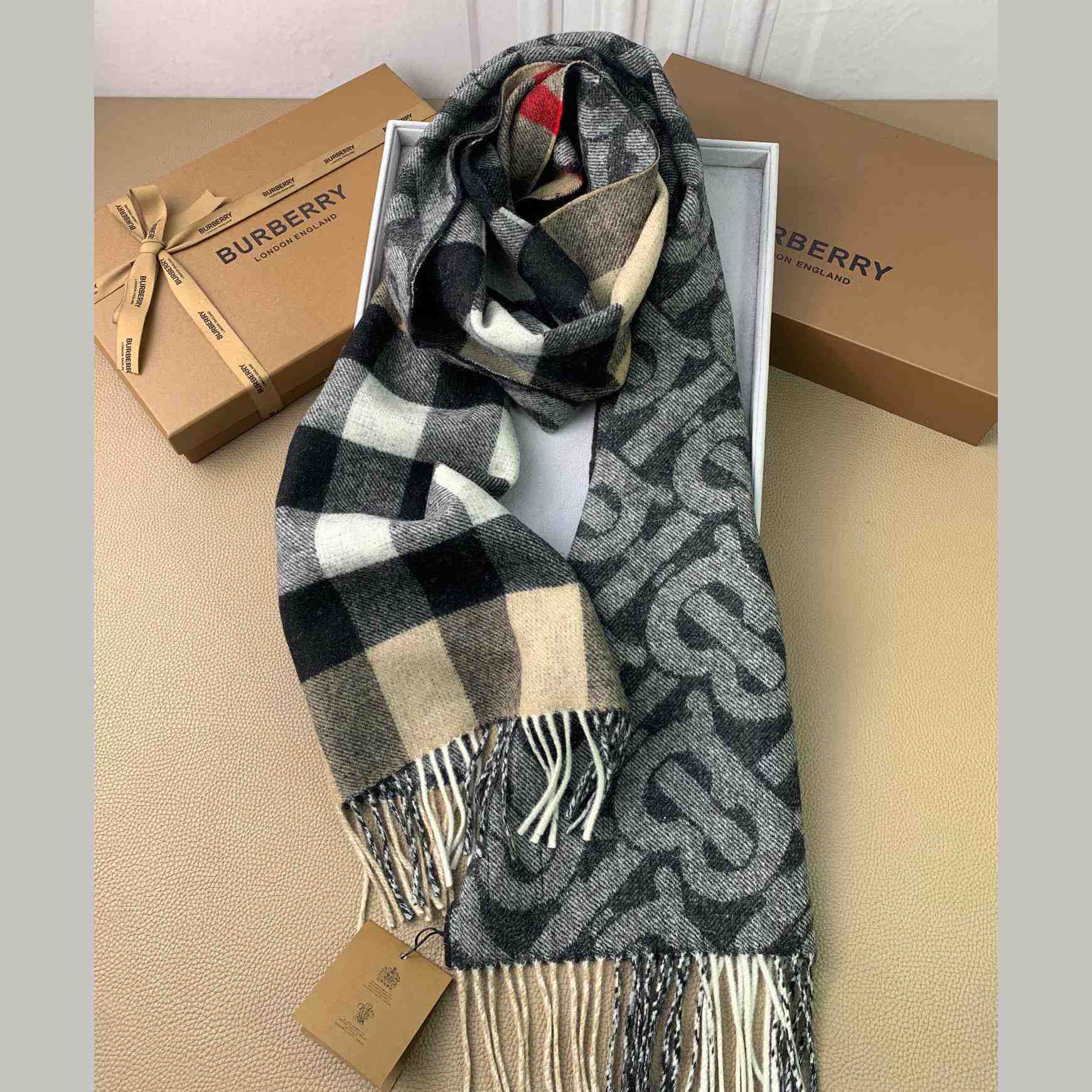 Burberry Check Cashmere Reversible Scarf - DesignerGu