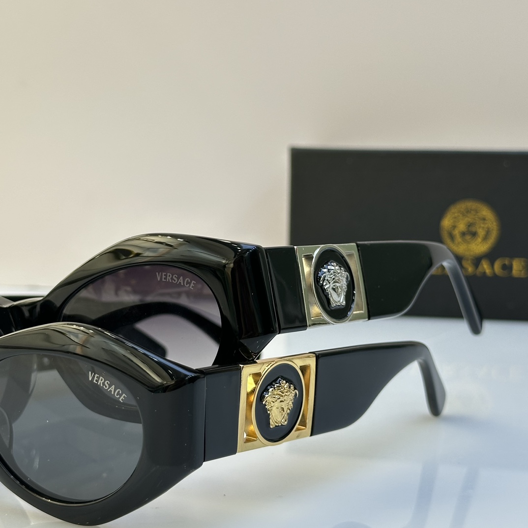 Versace Double Gianni Versace 421/B 852 Sunglasses      VE466/2 - DesignerGu