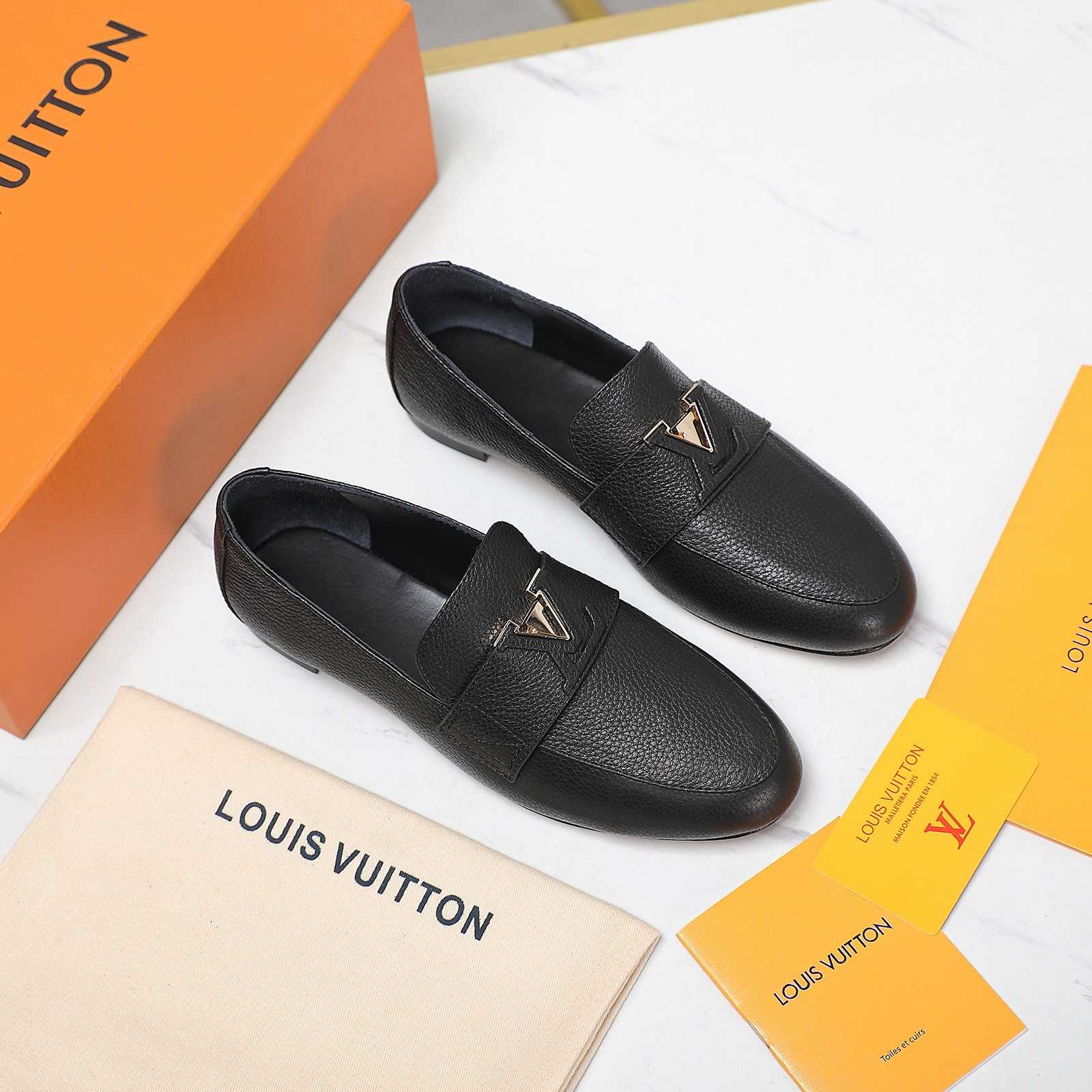 Louis Vuitton LV Capri Loafer - DesignerGu