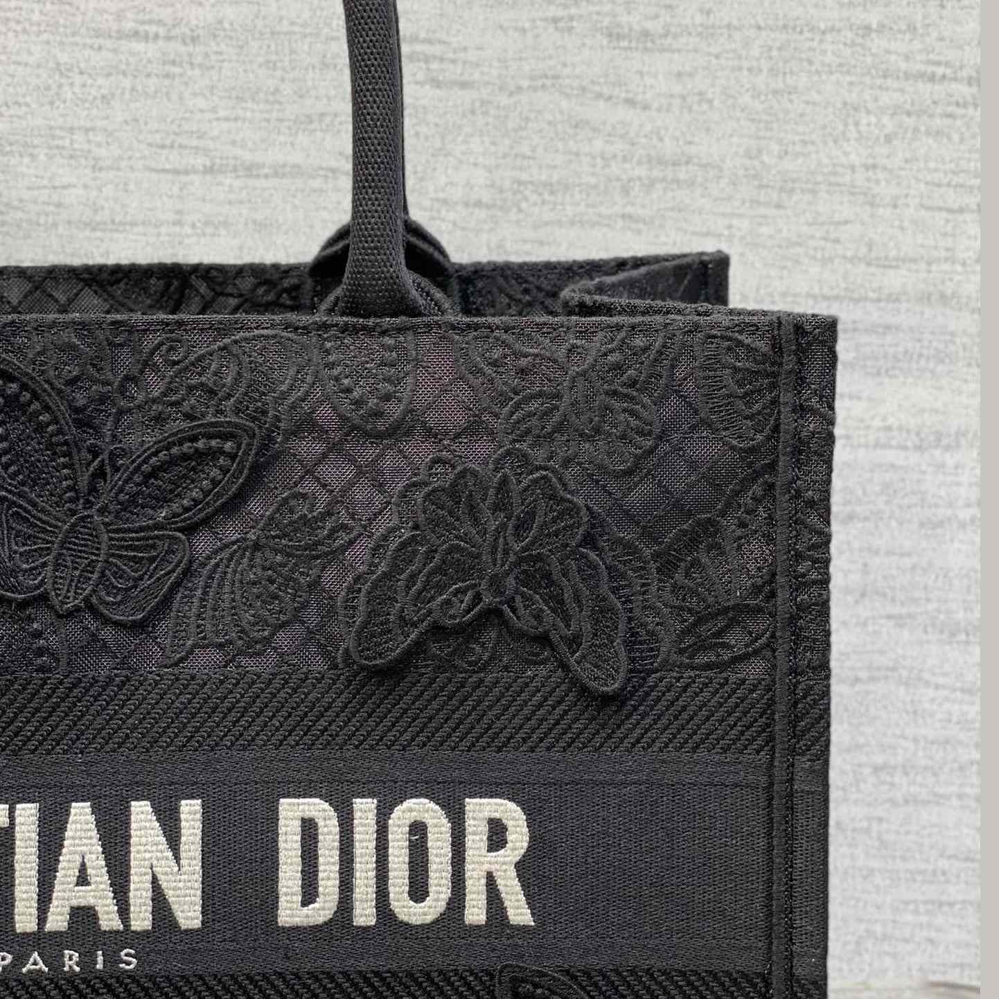 Dior Medium Dior Book Tote - DesignerGu