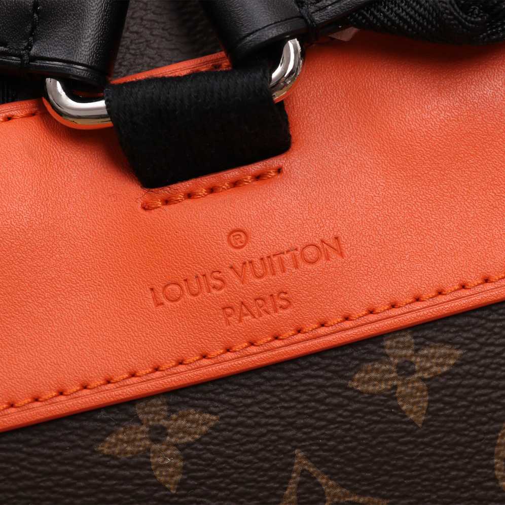 Louis Vuitton Christopher MM    M46814 - DesignerGu