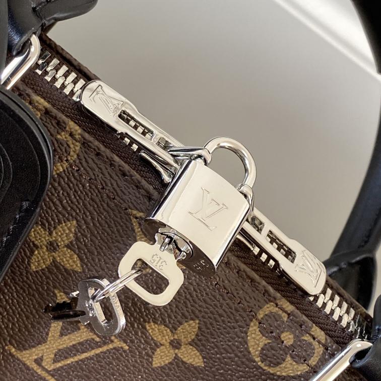 Louis Vuitton Keepall Bandouliere 55   M56714 - DesignerGu