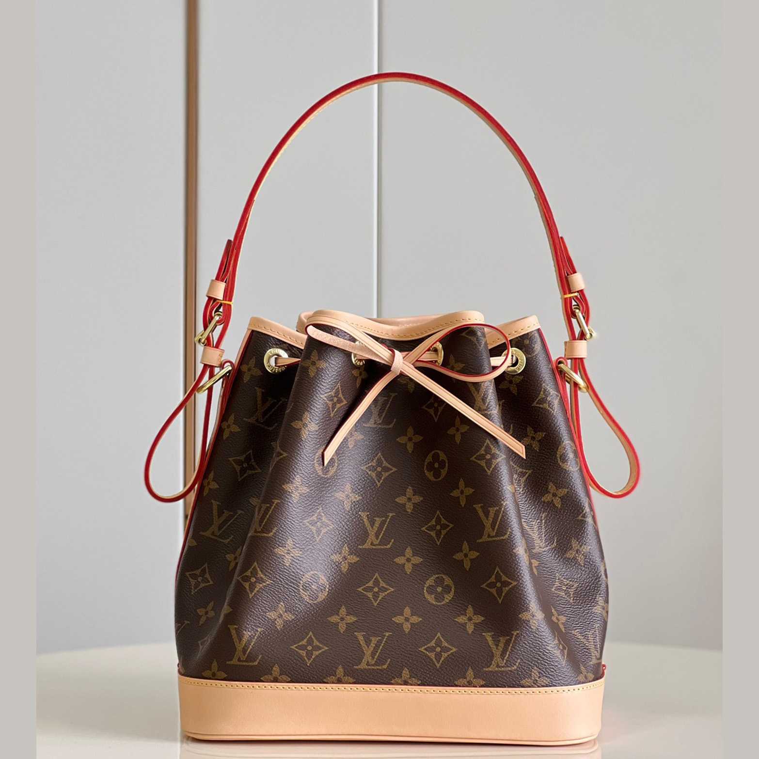 Louis Vuitton Petit Noé (27×27×21cm)   M40818 - DesignerGu