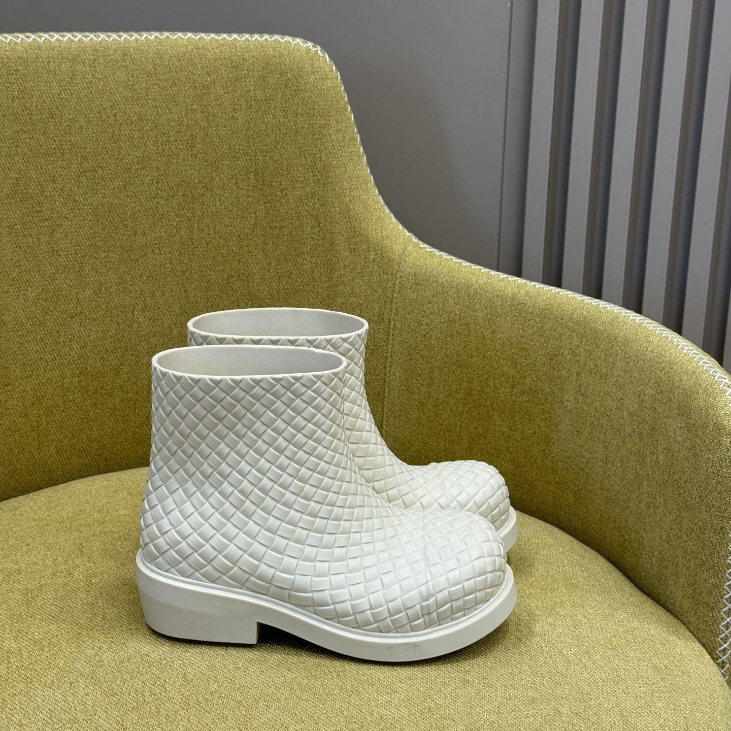 Bottega Veneta Fireman Ankle Boot - DesignerGu