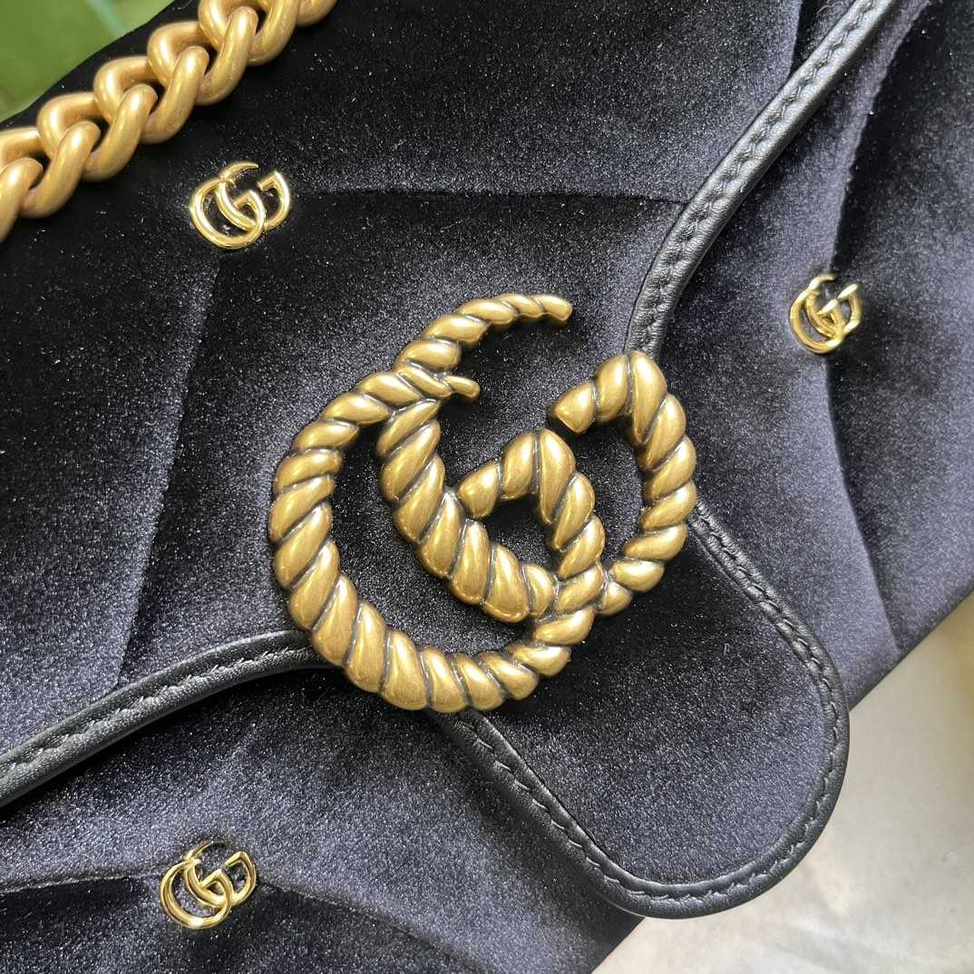 Gucci GG Marmont Small Shoulder Bag - DesignerGu