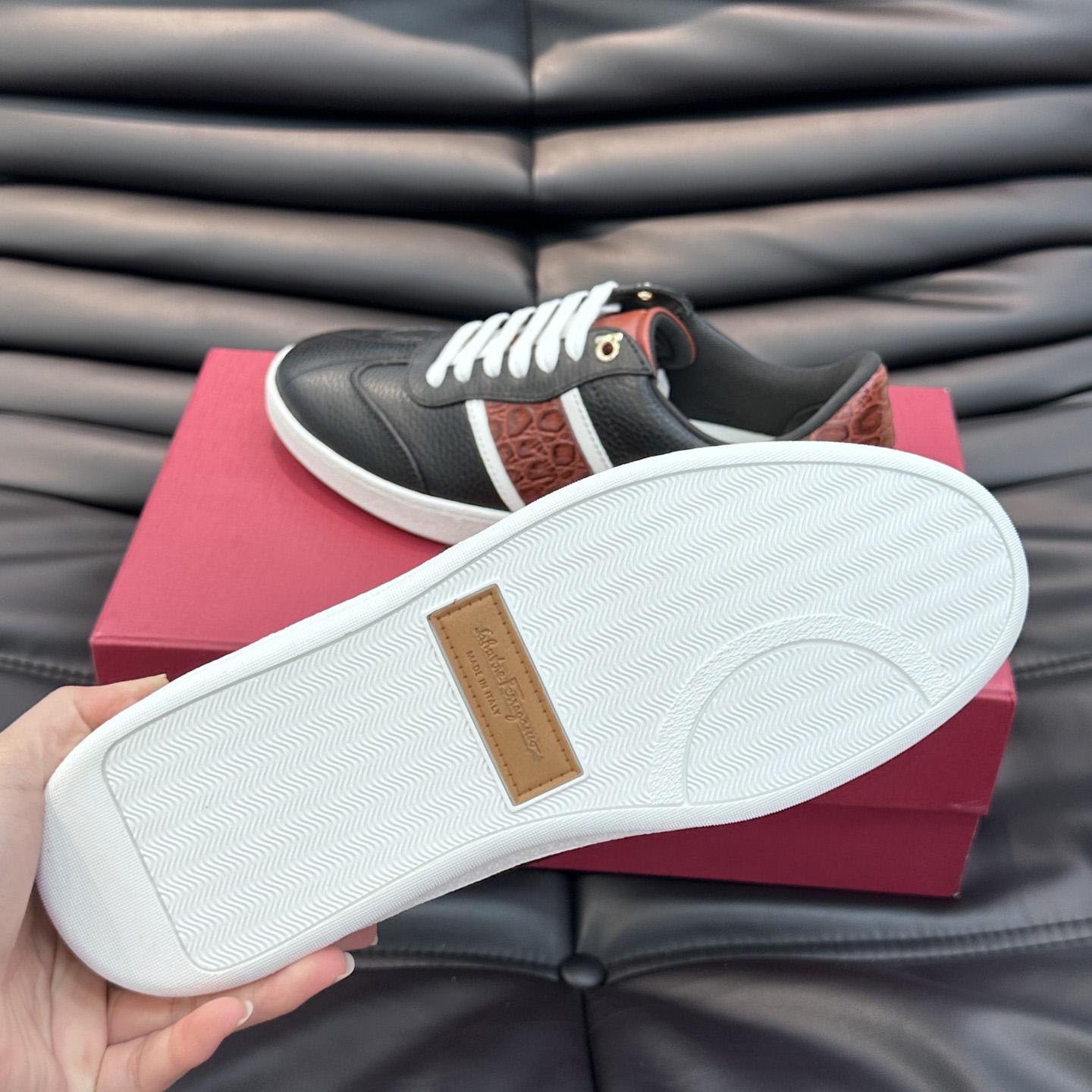 Ferragamo Low Cut Sneaker - DesignerGu