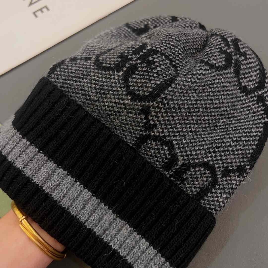 Gucci GG Knit Cashmere Hat - DesignerGu