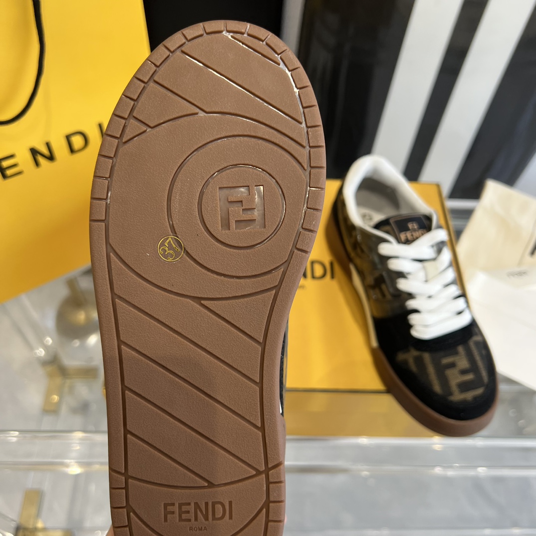 Fendi Fendi Match Lace-up Sneakers - DesignerGu