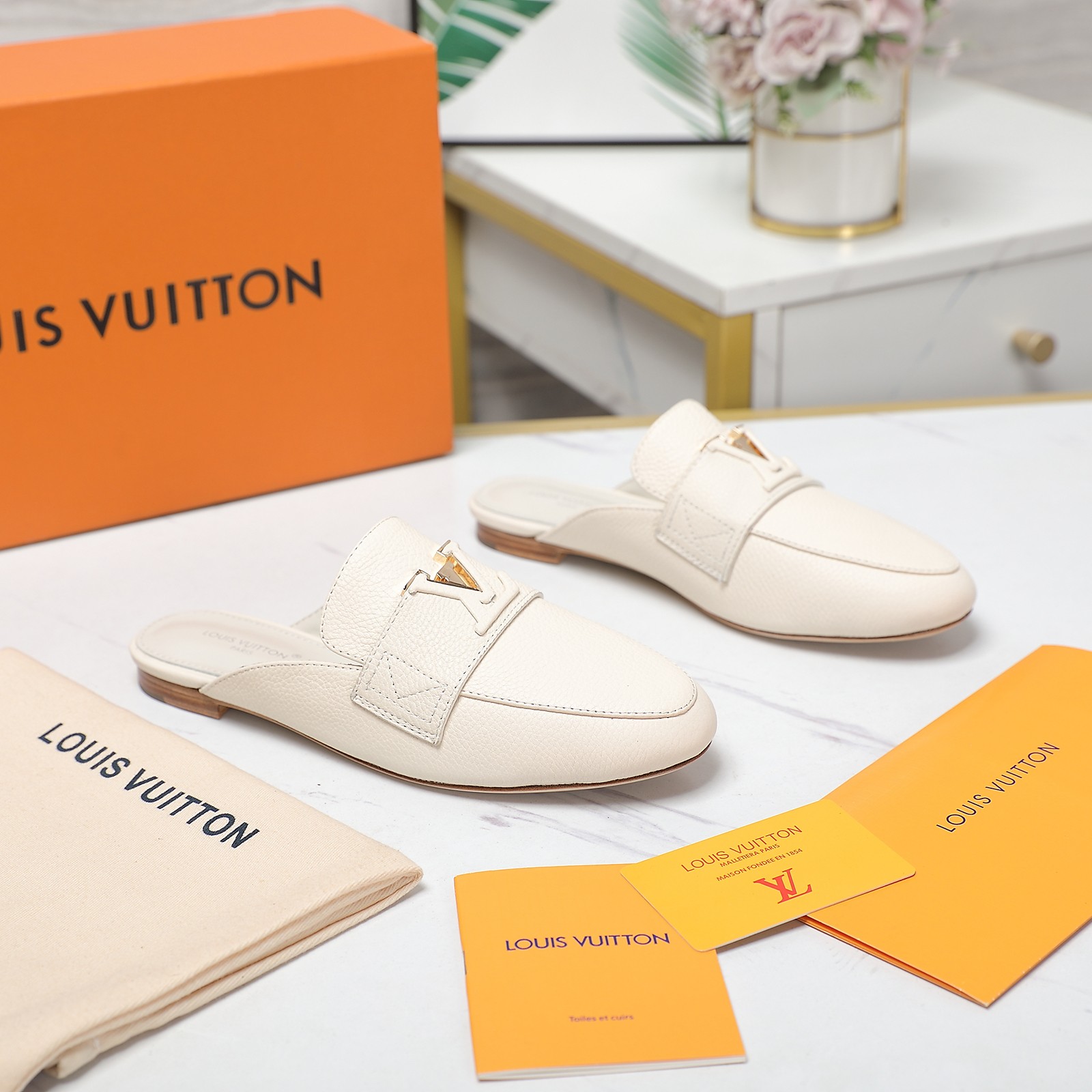 Louis Vuitton LV Capri Open Back Loafer - DesignerGu