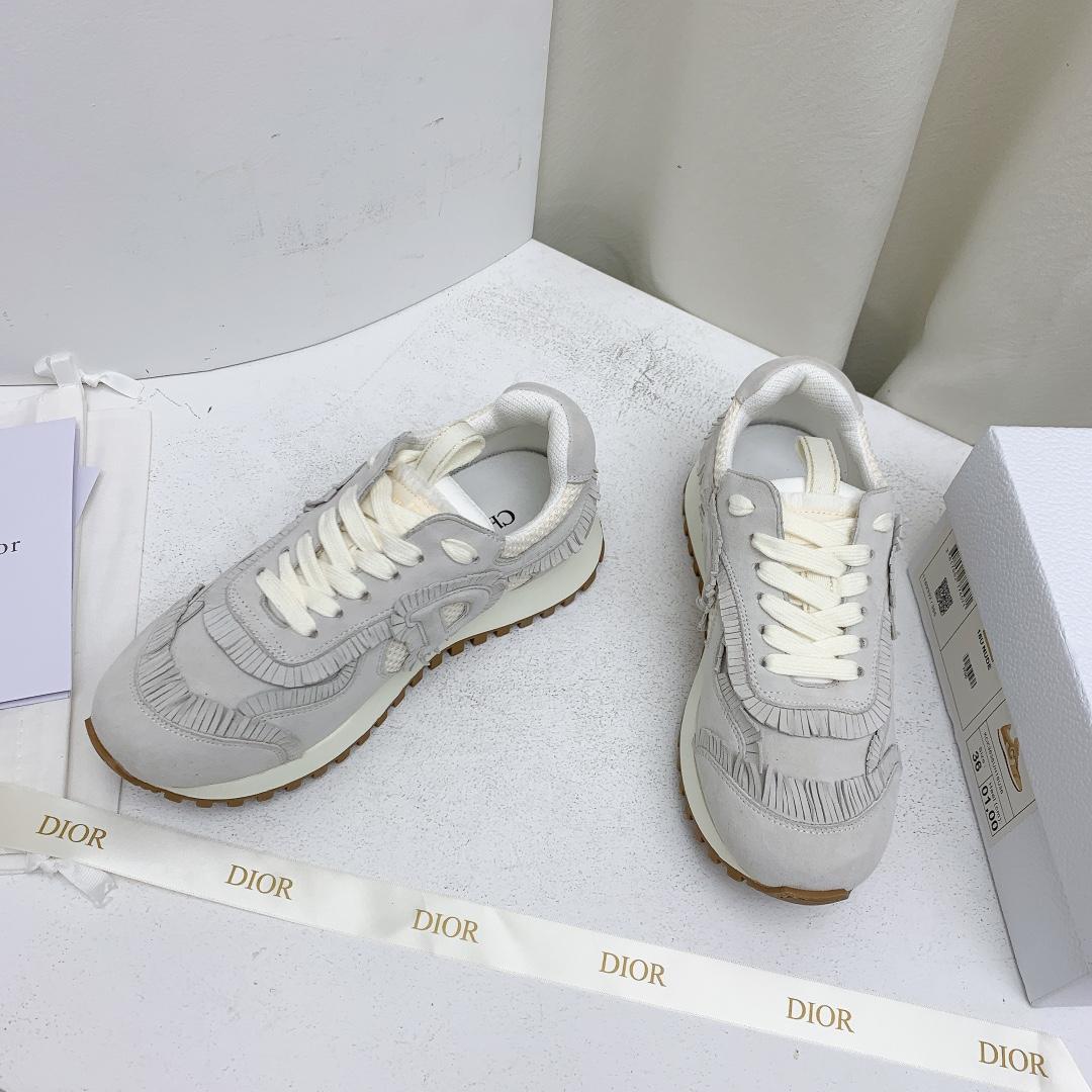 Dior C'est Dior Sneaker  - DesignerGu