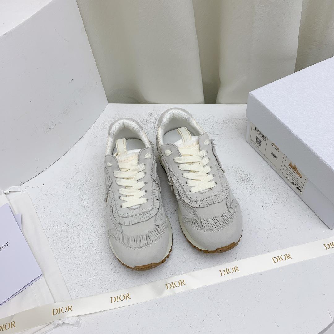 Dior C'est Dior Sneaker  - DesignerGu