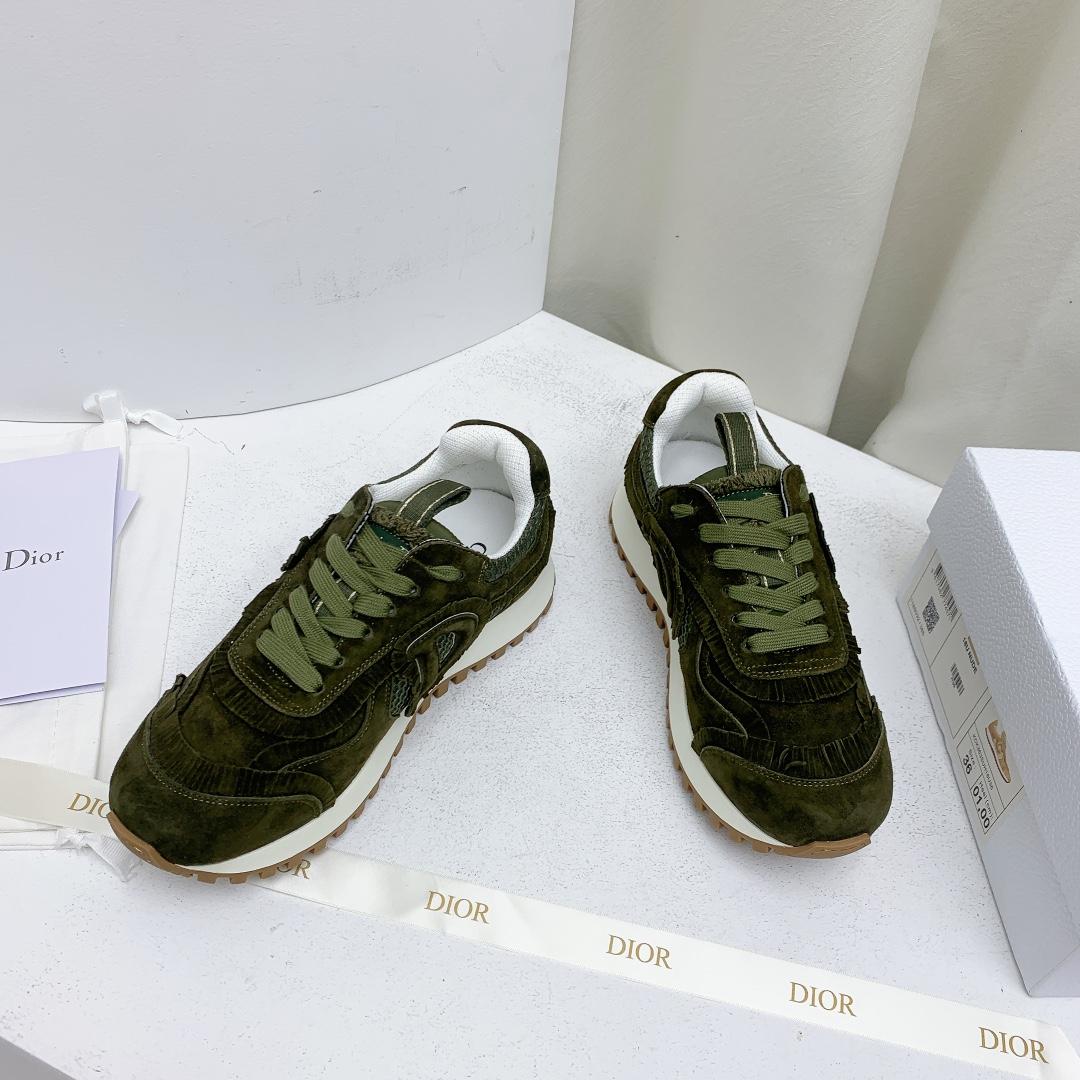 Dior C'est Dior Sneaker  - DesignerGu