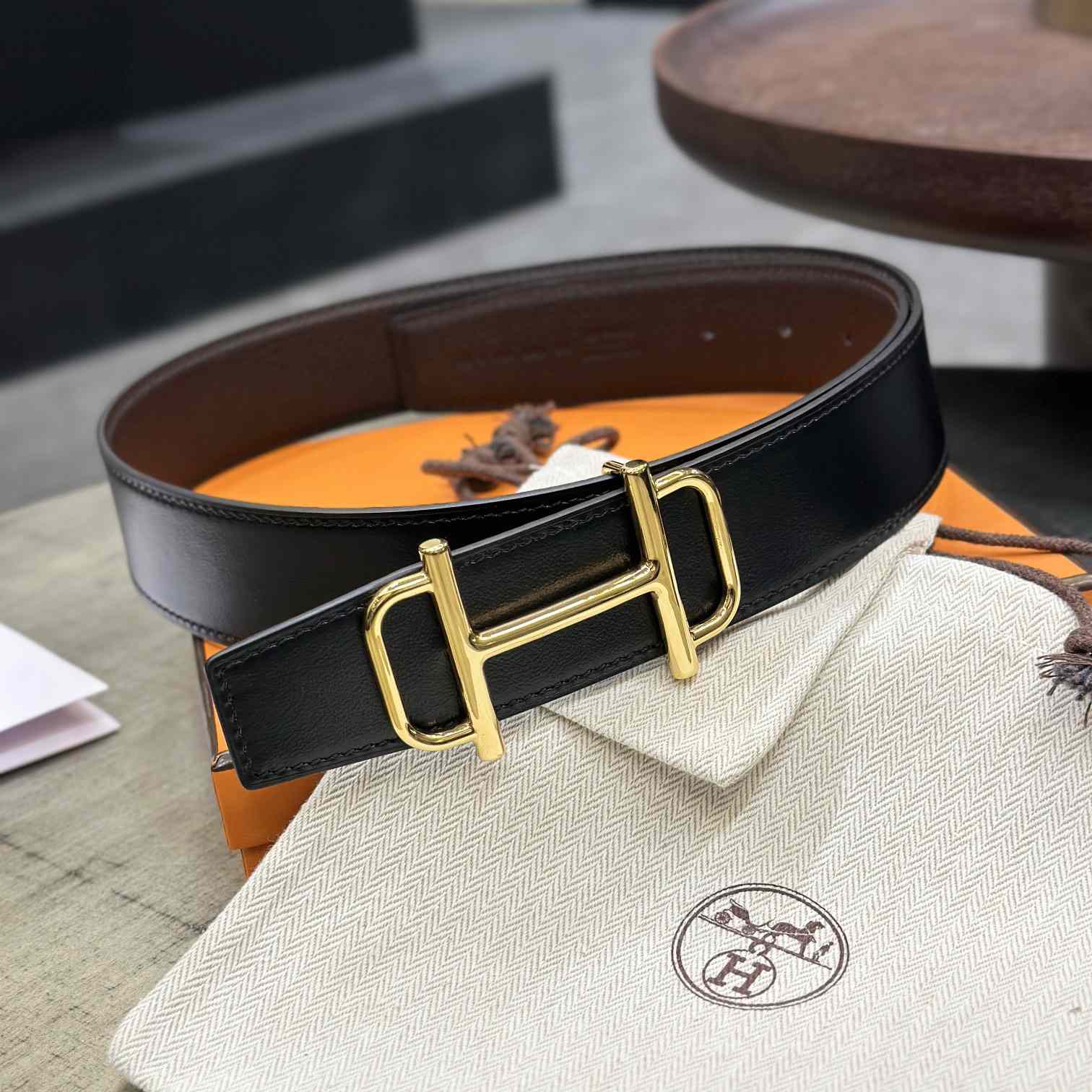 Hermes Royal Belt Buckle & Reversible Leather Strap 38 mm - DesignerGu