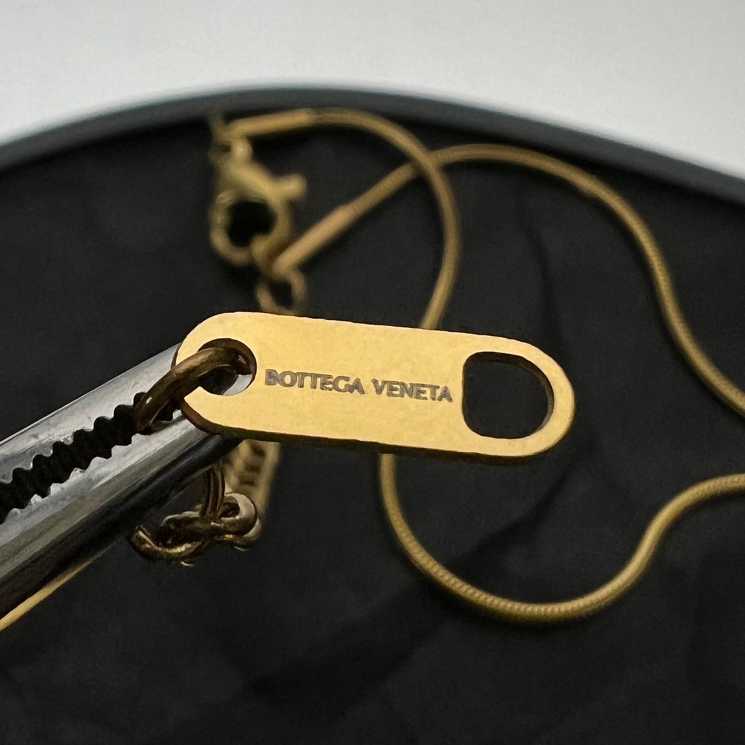 Bottega Veneta Drop Pendant Necklace - DesignerGu