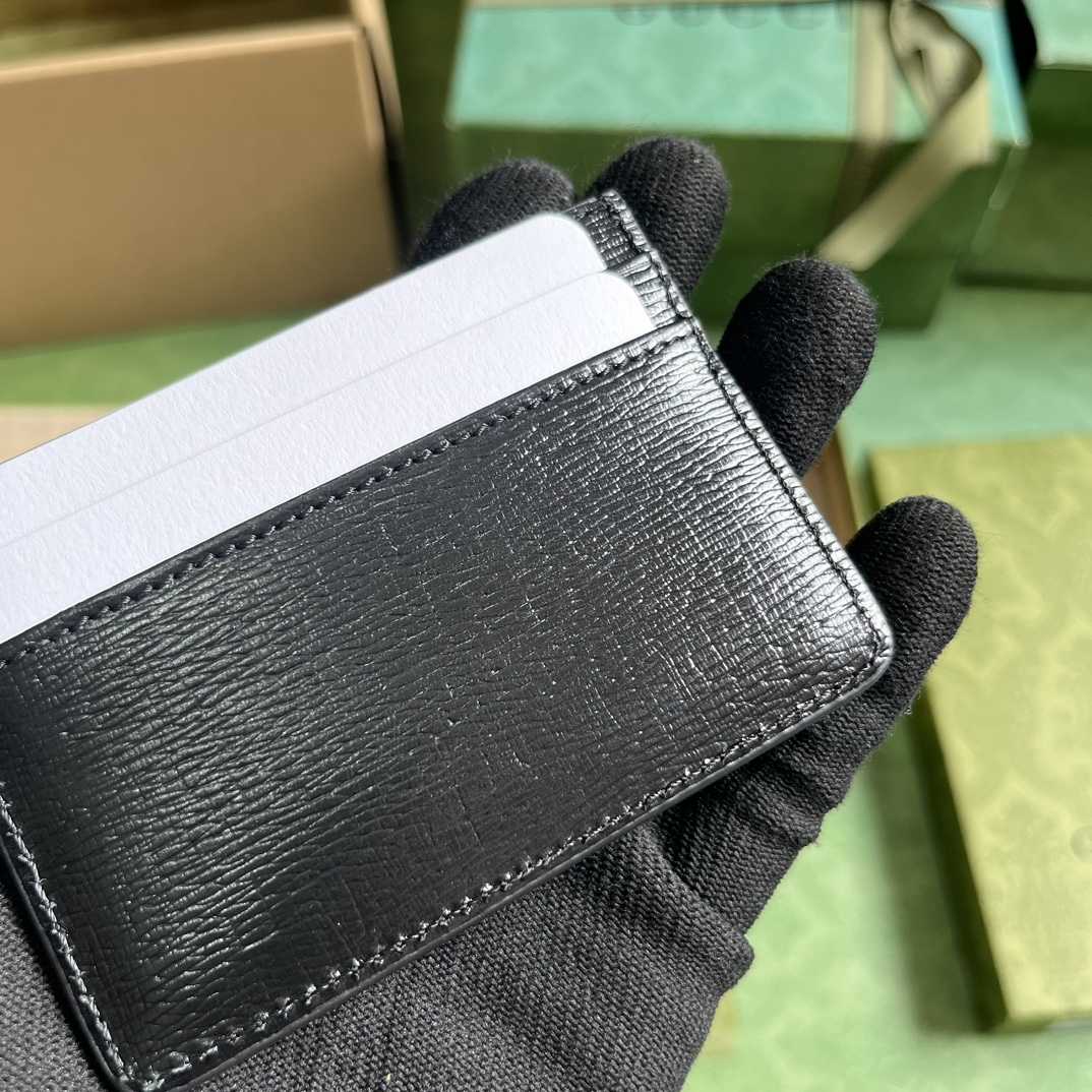 Gucci Card Case With Gucci Script - DesignerGu