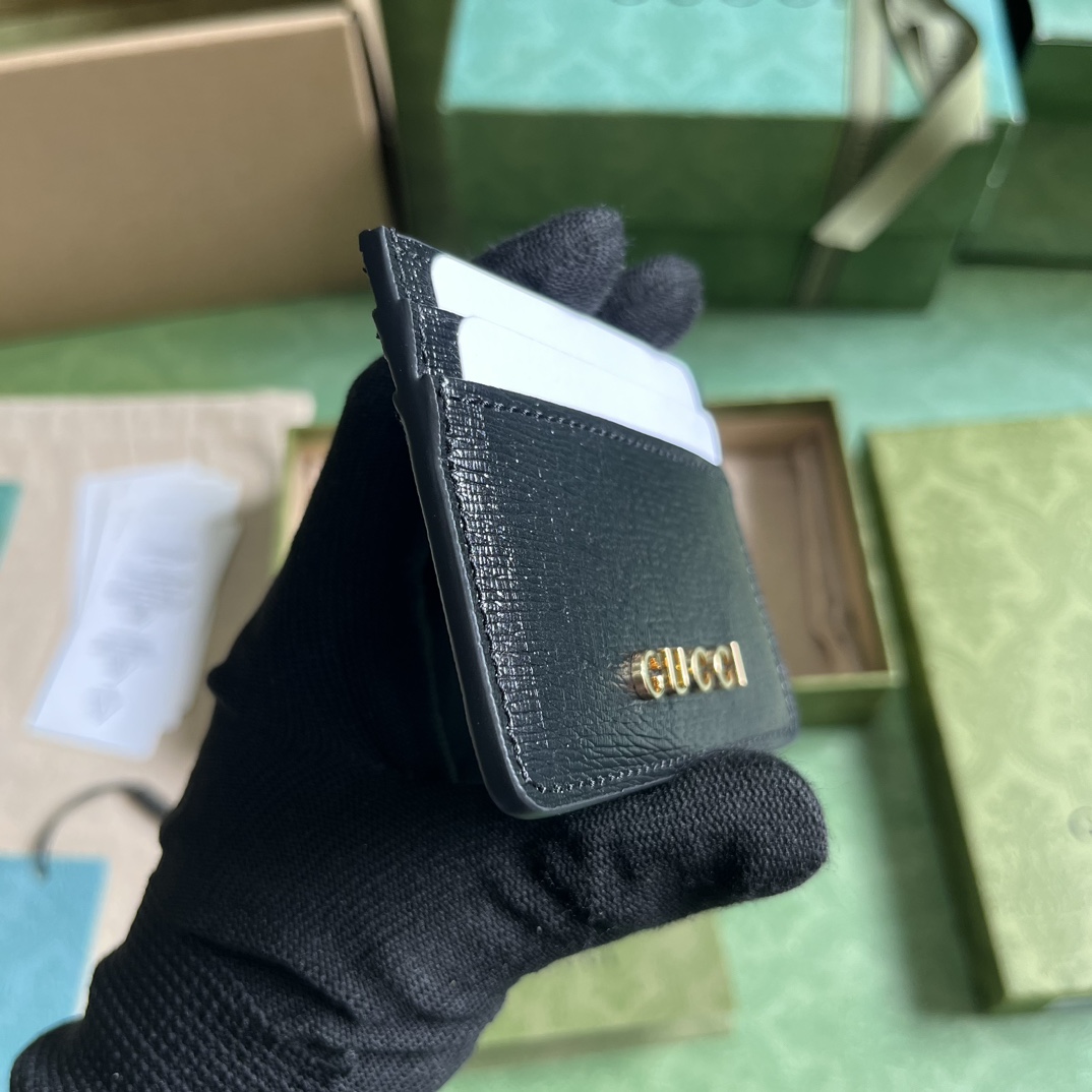 Gucci Card Case With Gucci Script - DesignerGu