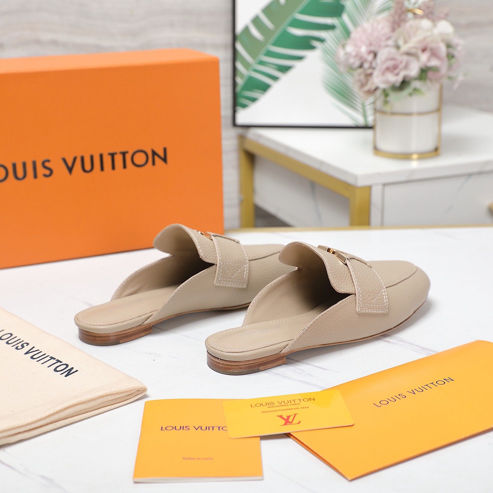 Louis Vuitton LV Capri Open Back Loafer - DesignerGu