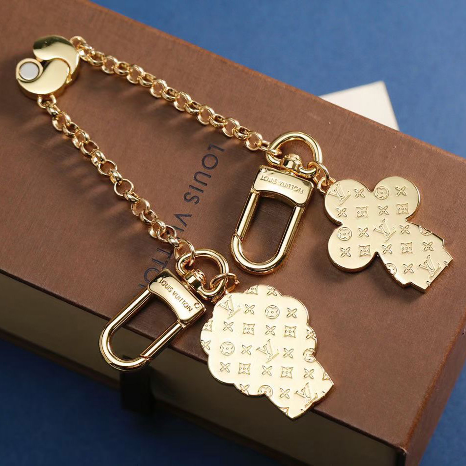 Louis Vuitton Vivienne And Petula Best Friend Bag Charm And Key Holder  M00875 - DesignerGu