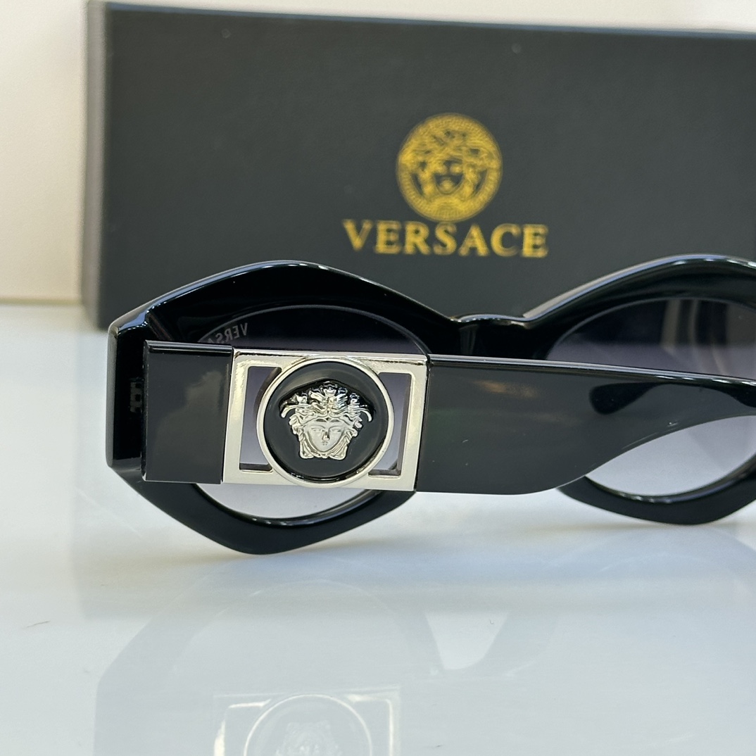 Versace Double Gianni Versace 421/B 852 Sunglasses      VE466/2 - DesignerGu