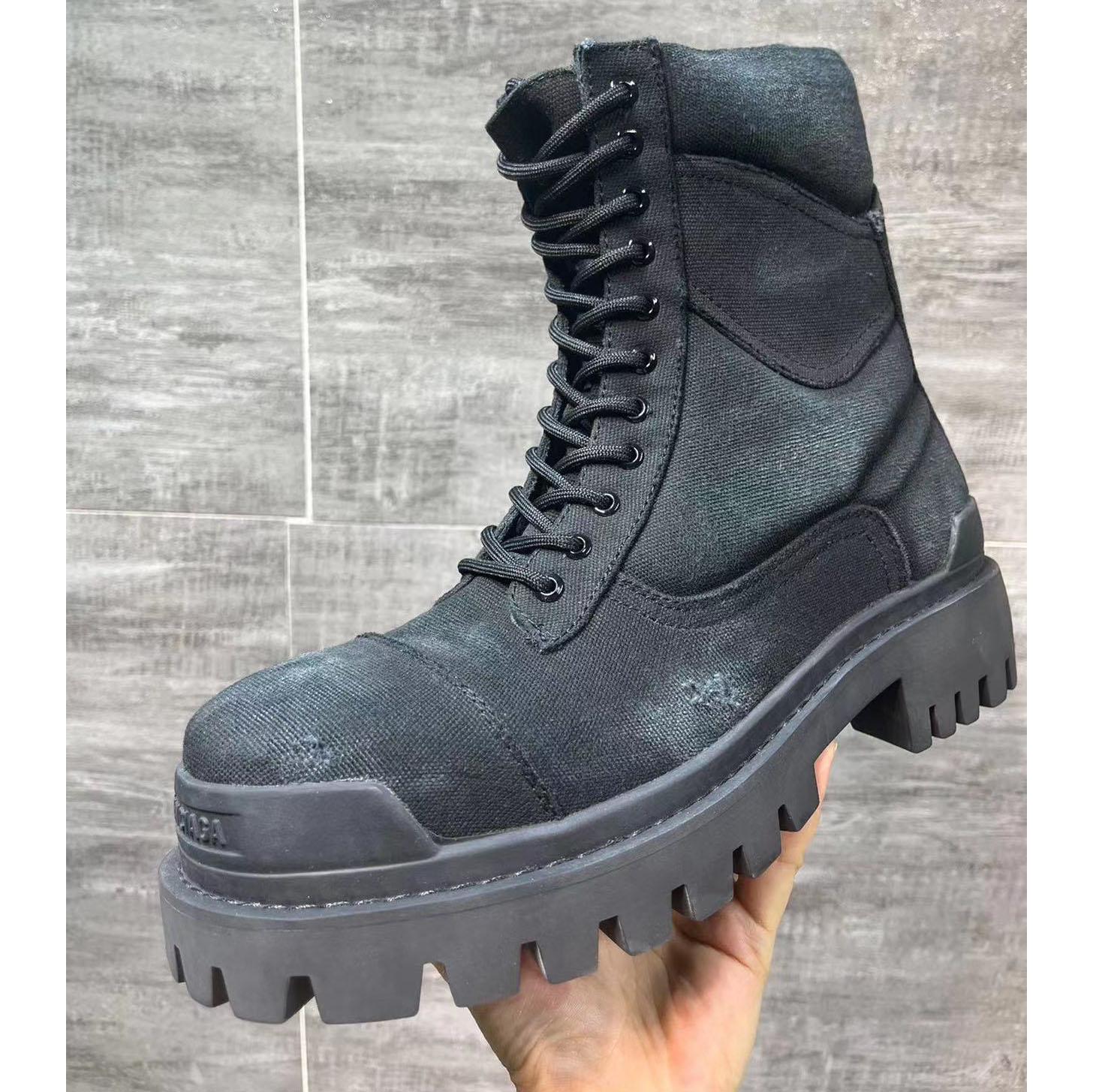 Balenciaga Men's Combat Strike 20mm Boot - DesignerGu