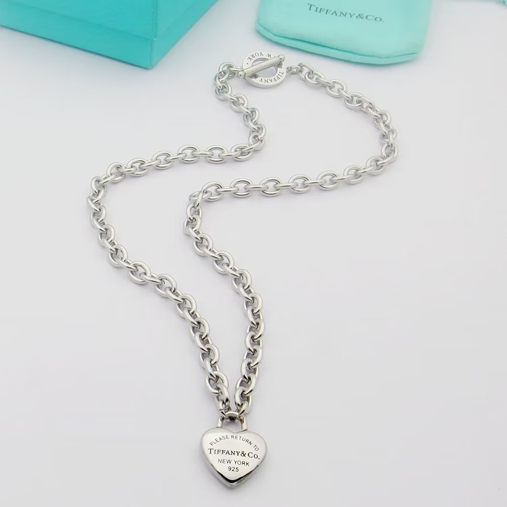 Tiffany&CO Full Heart Toggle Pendant - DesignerGu