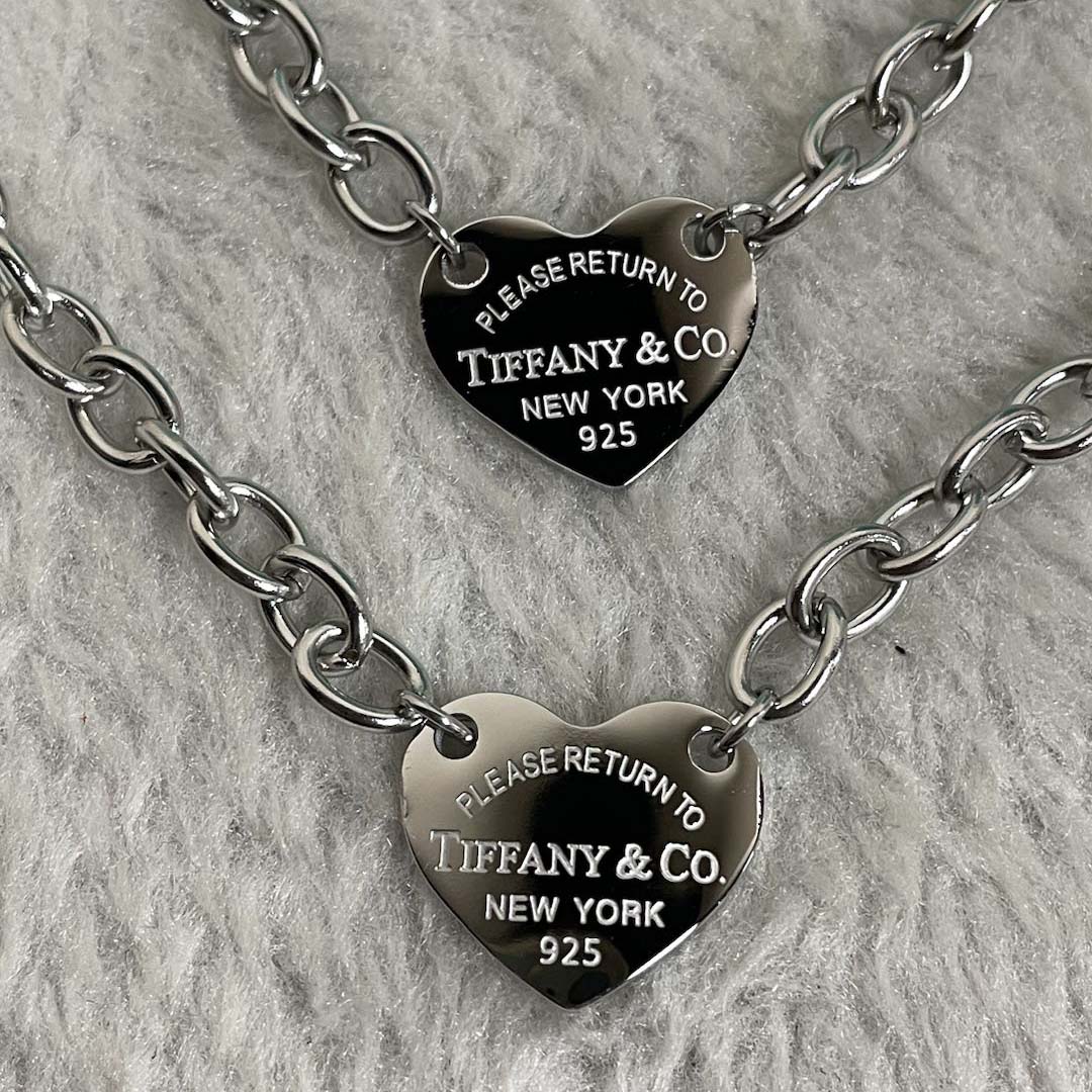 Tiffany&CO Full Heart Toggle Bracelet - DesignerGu