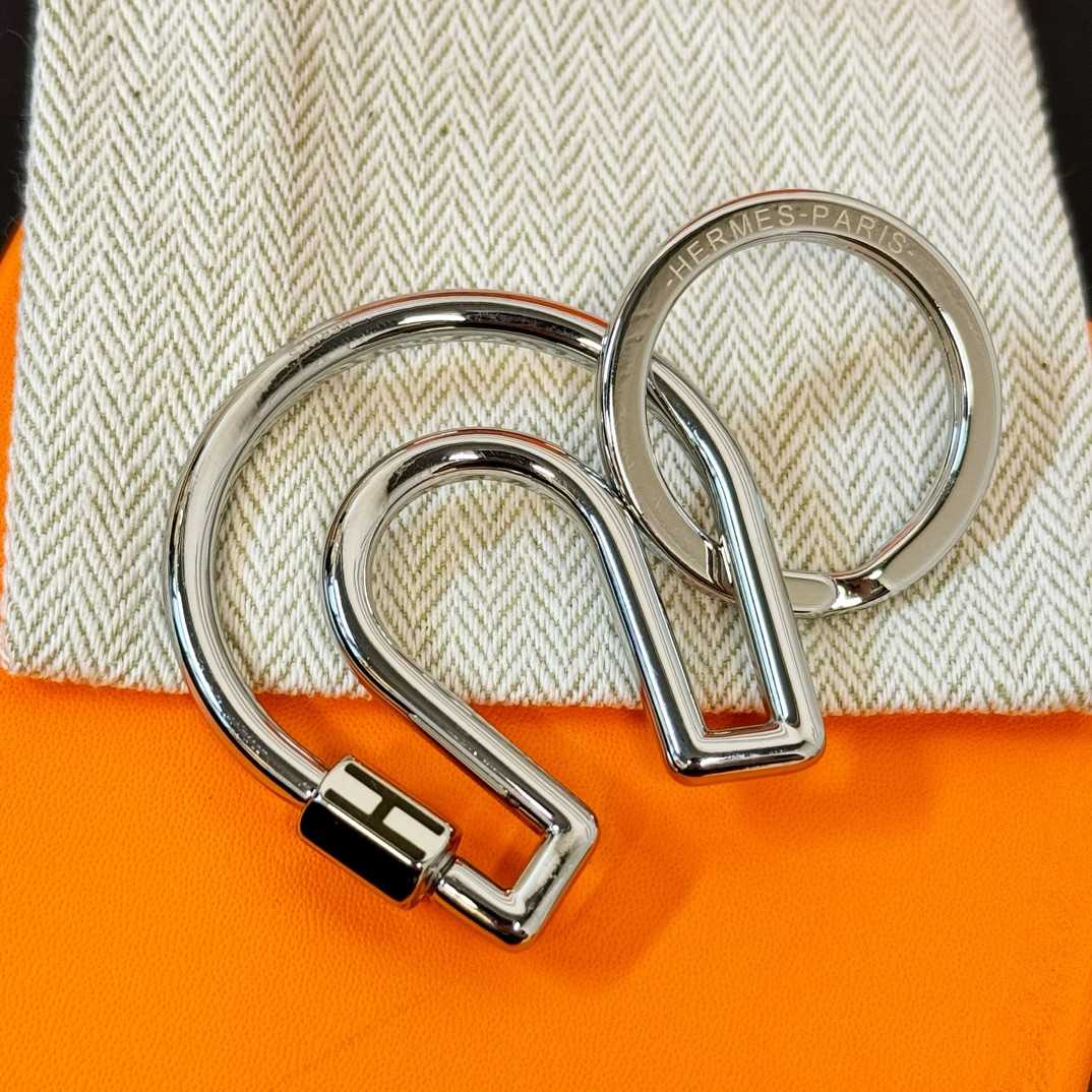 Hermes Fer A Cheval Key Ring - DesignerGu