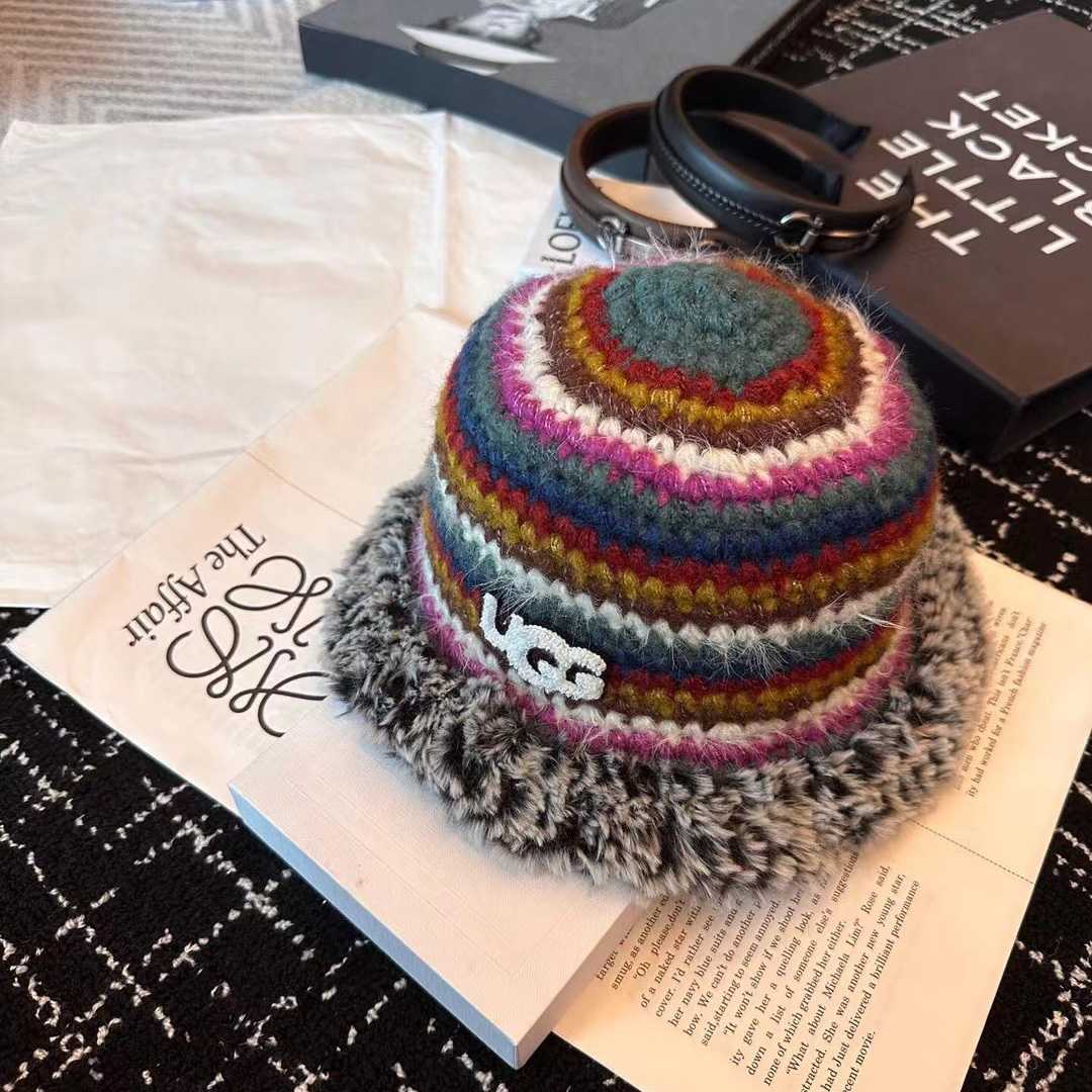 Ugg Beanie - DesignerGu