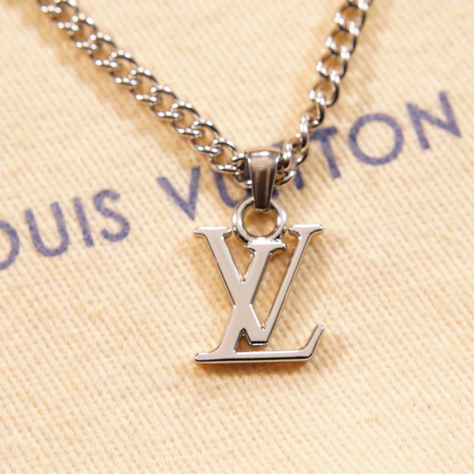 Louis Vuitton LV Liquid Pendant    M01410 - DesignerGu