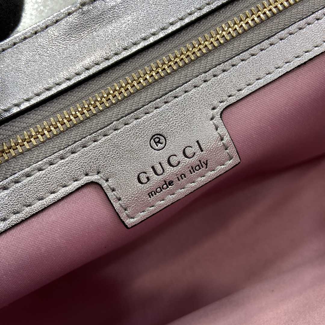 Gucci GG Marmont Small Shoulder Bag - DesignerGu