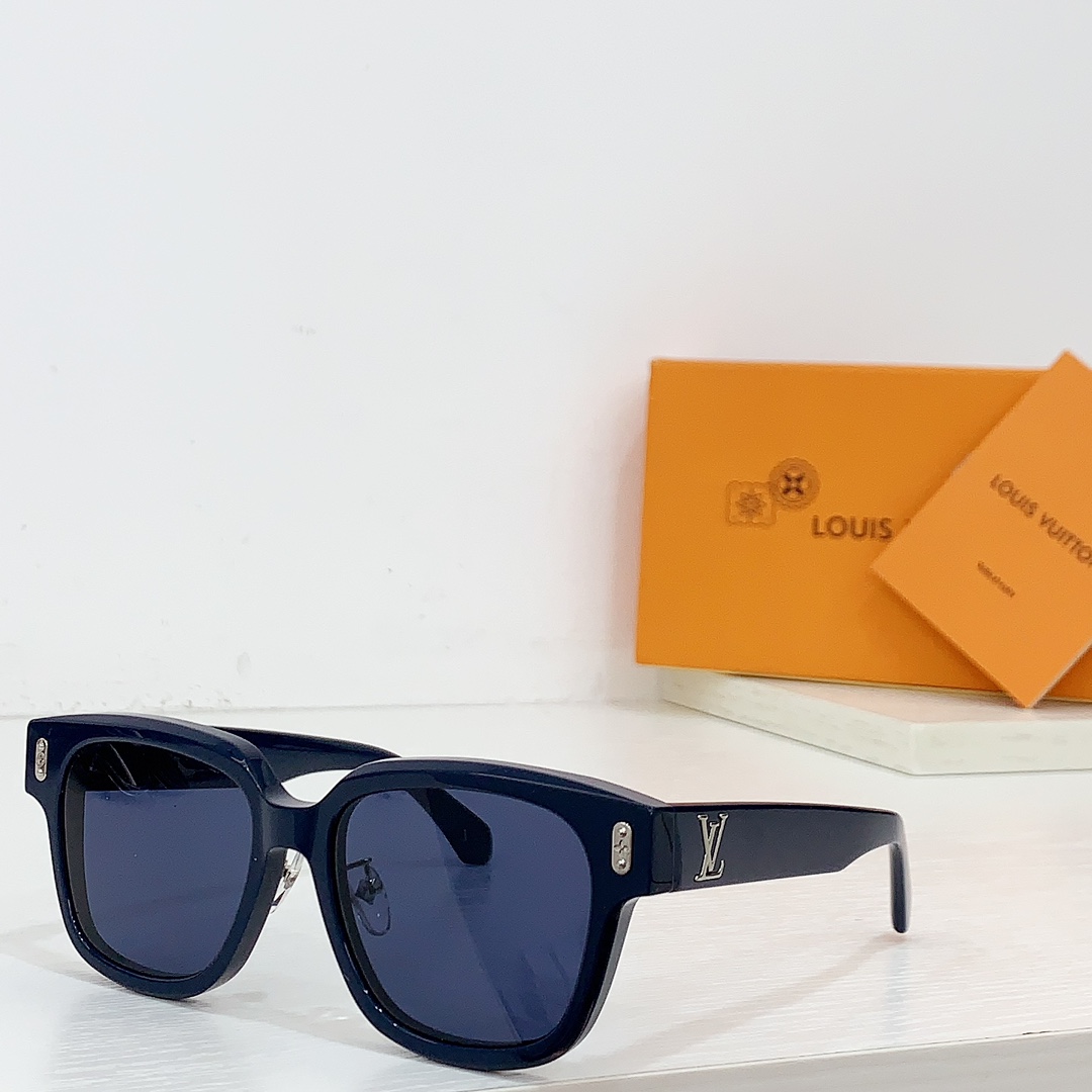 Louis Vuitton LV Confidence Square Sunglasses    Z2084U - DesignerGu