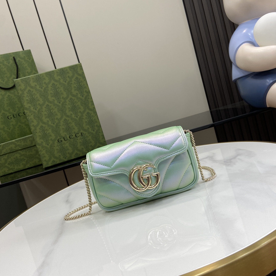 Gucci GG Marmont Super Mini Bag - DesignerGu