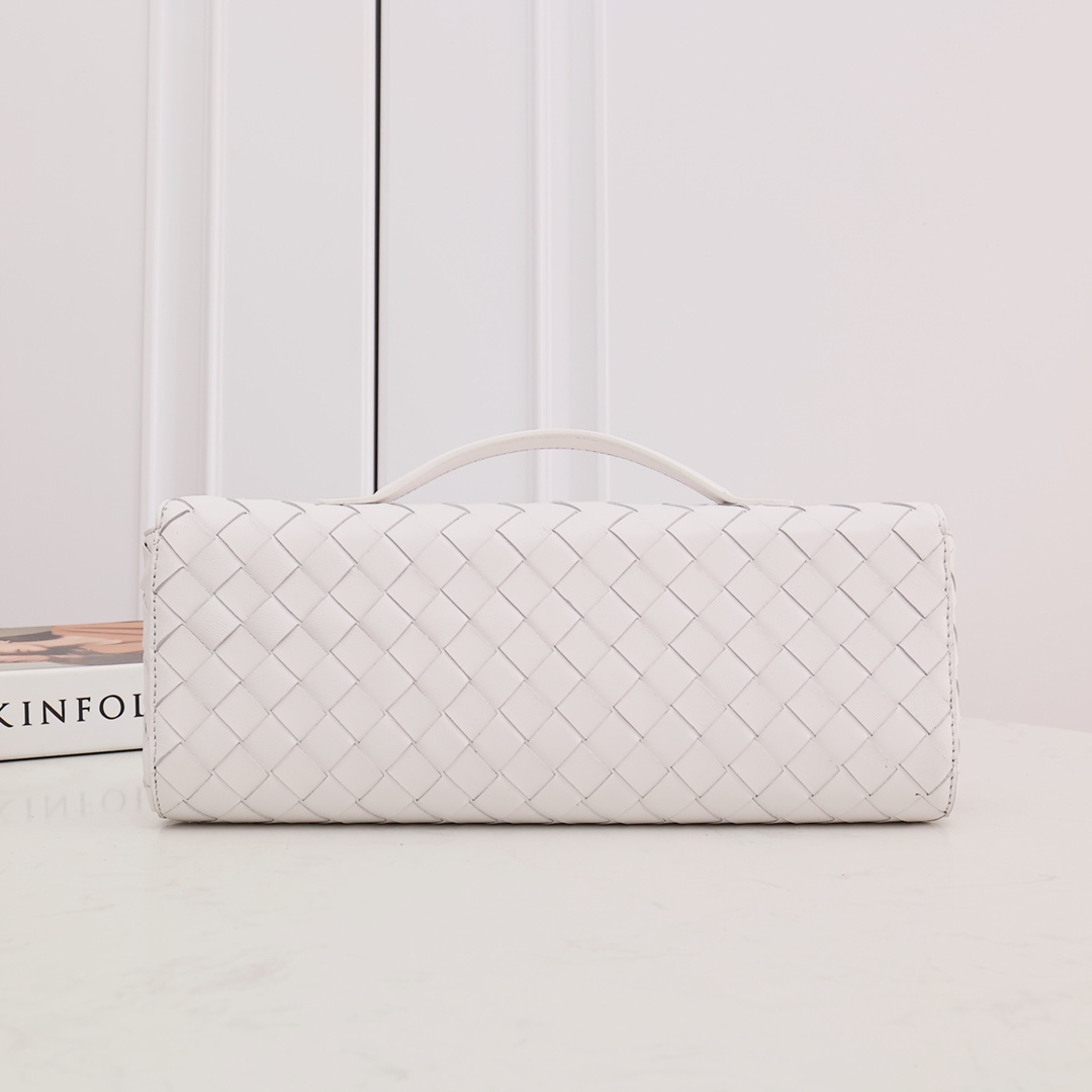 Bottega Veneta Long Clutch Andiamo With Handle - DesignerGu