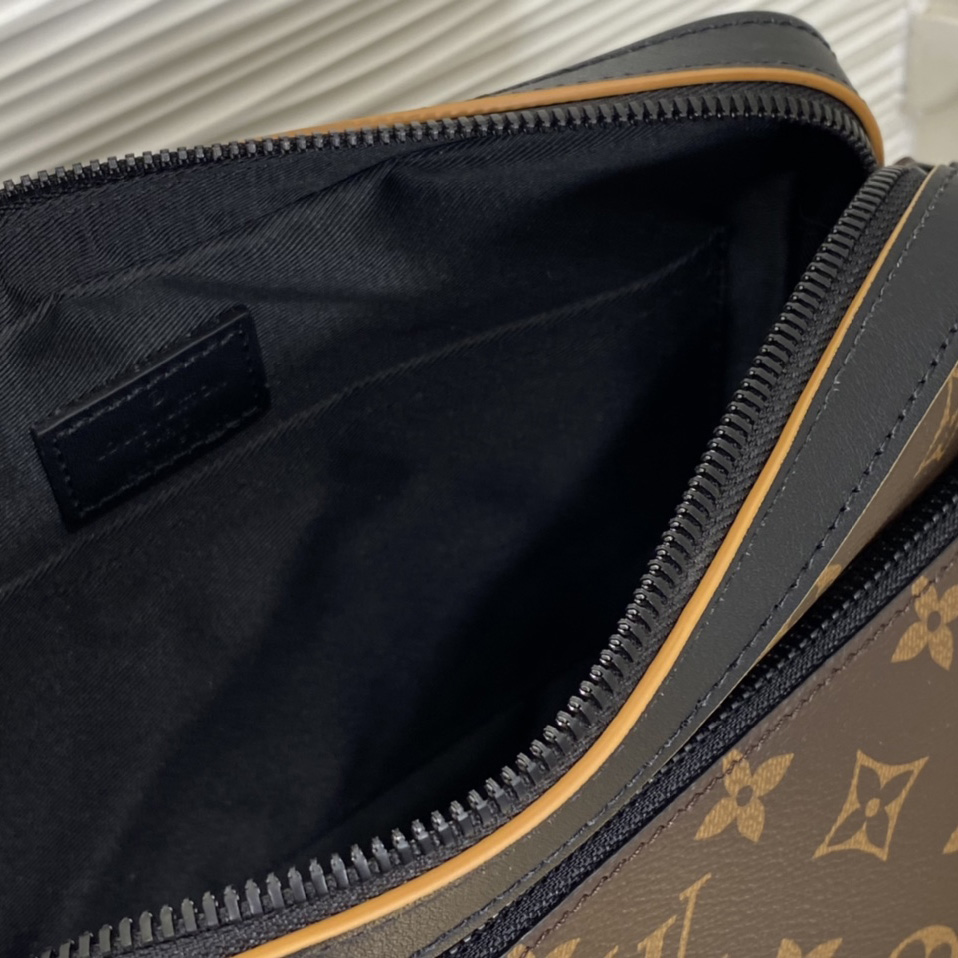 Louis Vuitton Trio Messenger    M46694 - DesignerGu