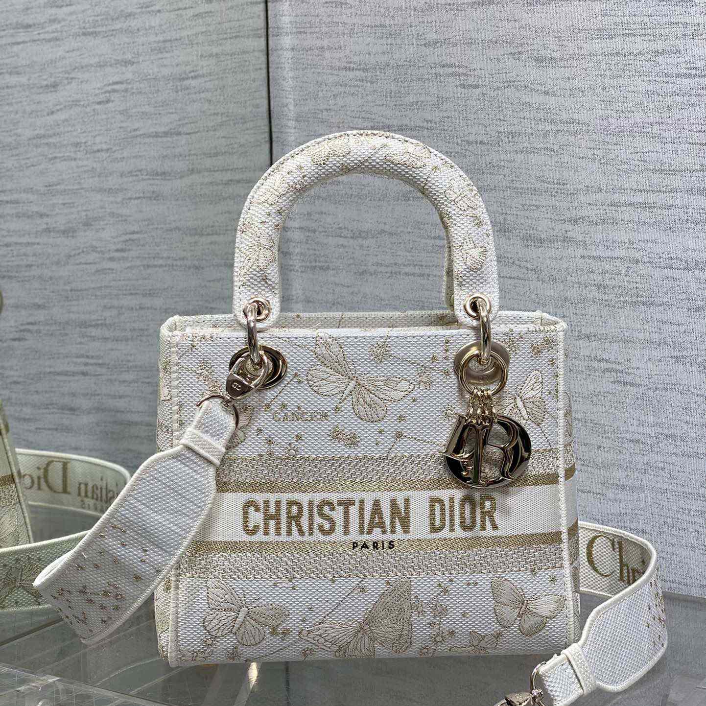 Dior Medium Lady D-Lite Bag - DesignerGu