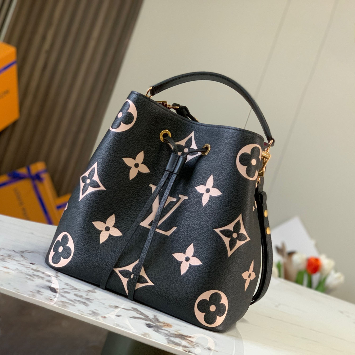 Louis Vuitton Néonoé MM  (26*26*17.5 cm) M45497 - DesignerGu