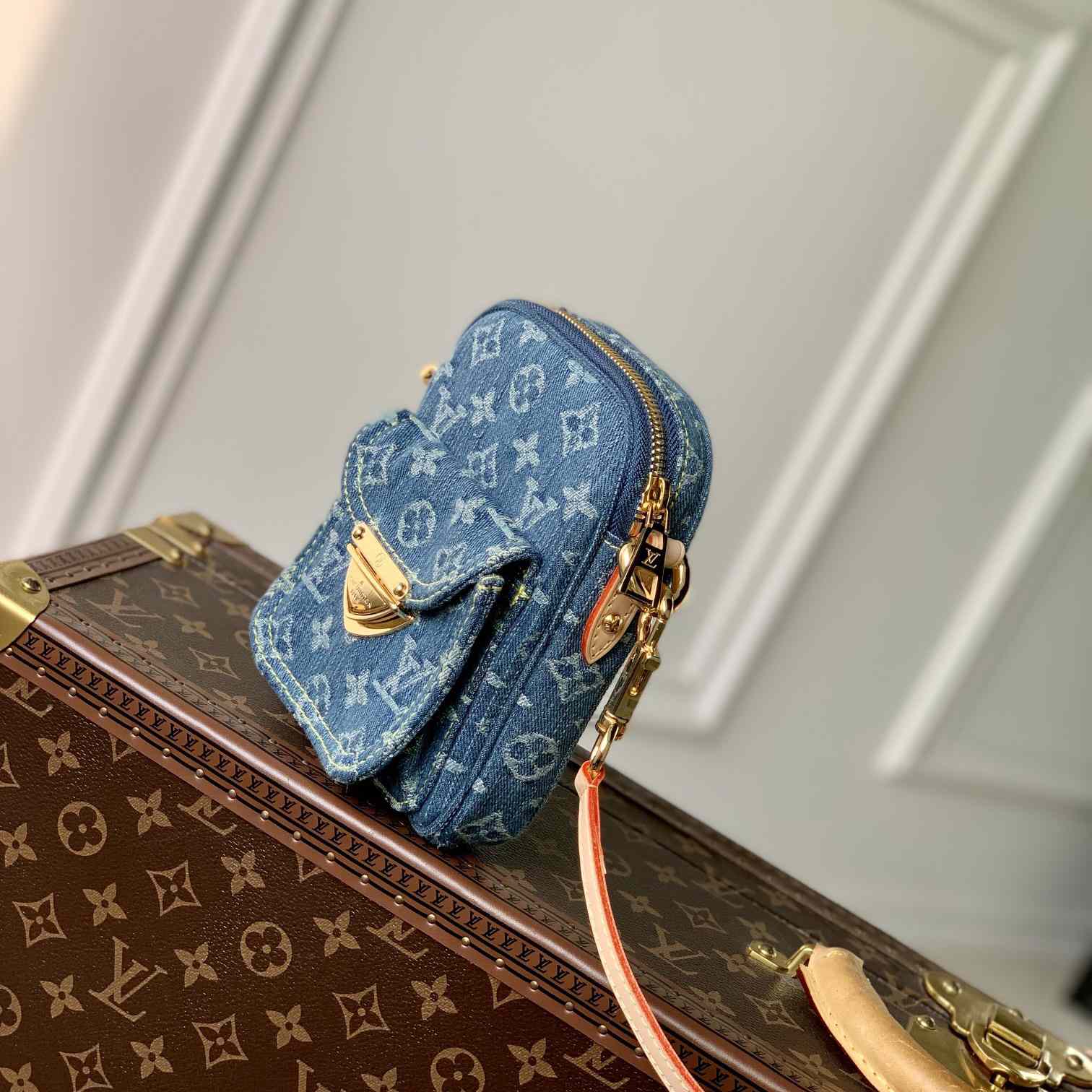 Louis Vuitton Fairfax Pochette    M82948 - DesignerGu