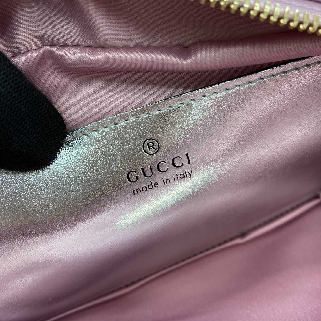 Gucci GG Marmont Small Shoulder Bag - DesignerGu