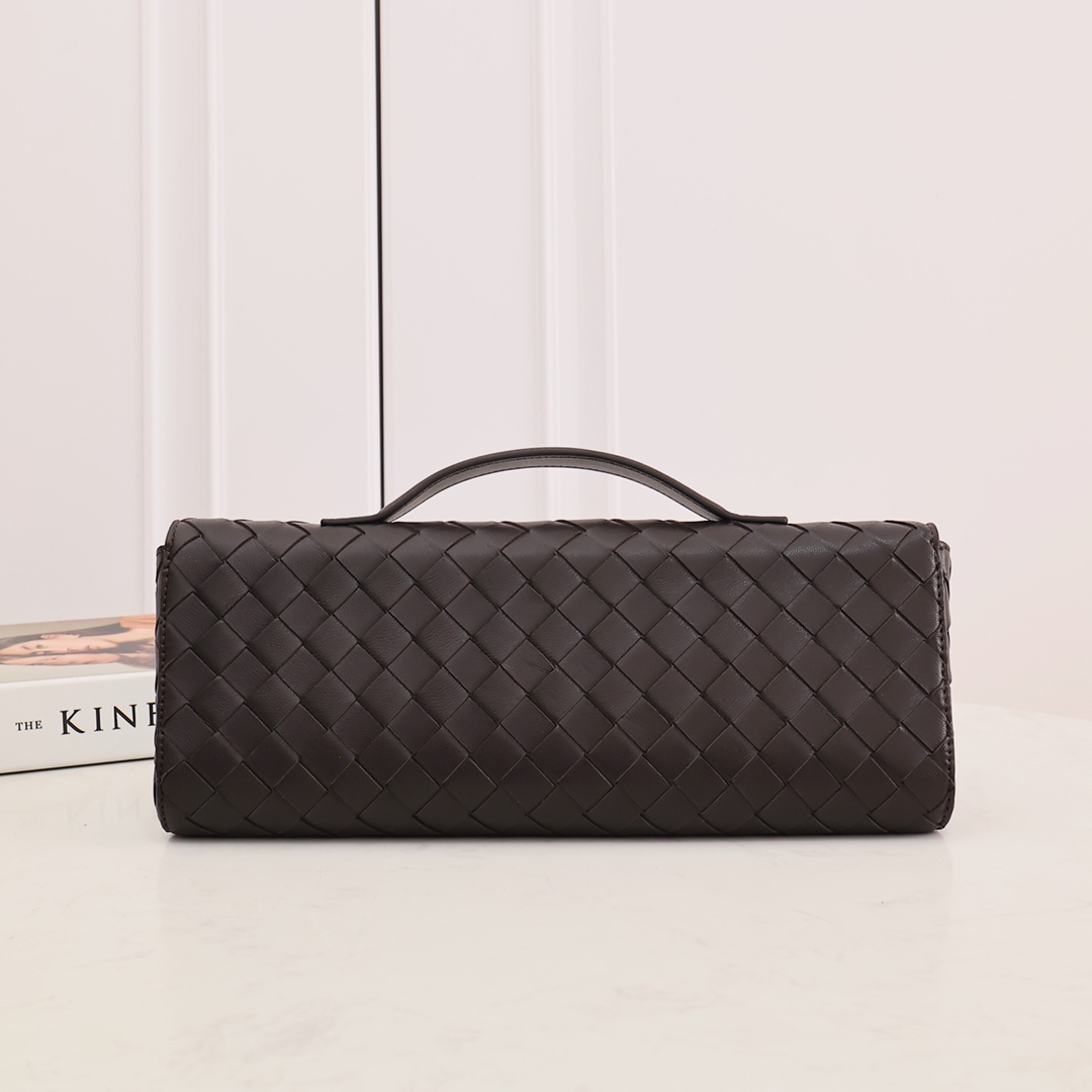 Bottega Veneta Long Clutch Andiamo With Handle - DesignerGu