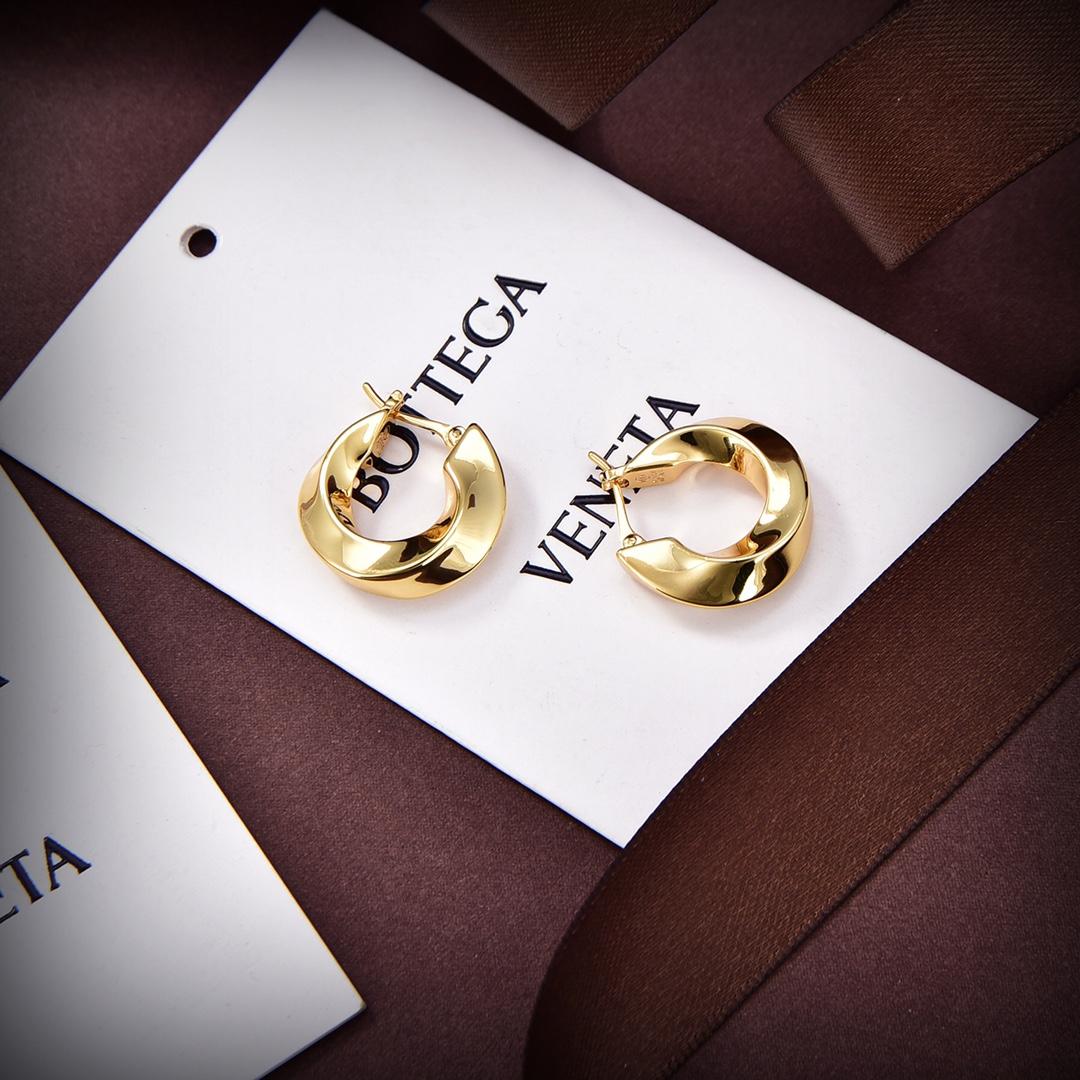 Bottega Veneta Twist Hoop Earrings - DesignerGu