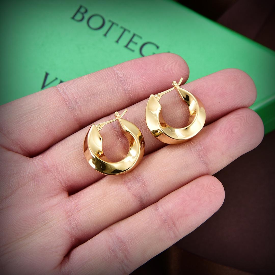 Bottega Veneta Twist Hoop Earrings - DesignerGu