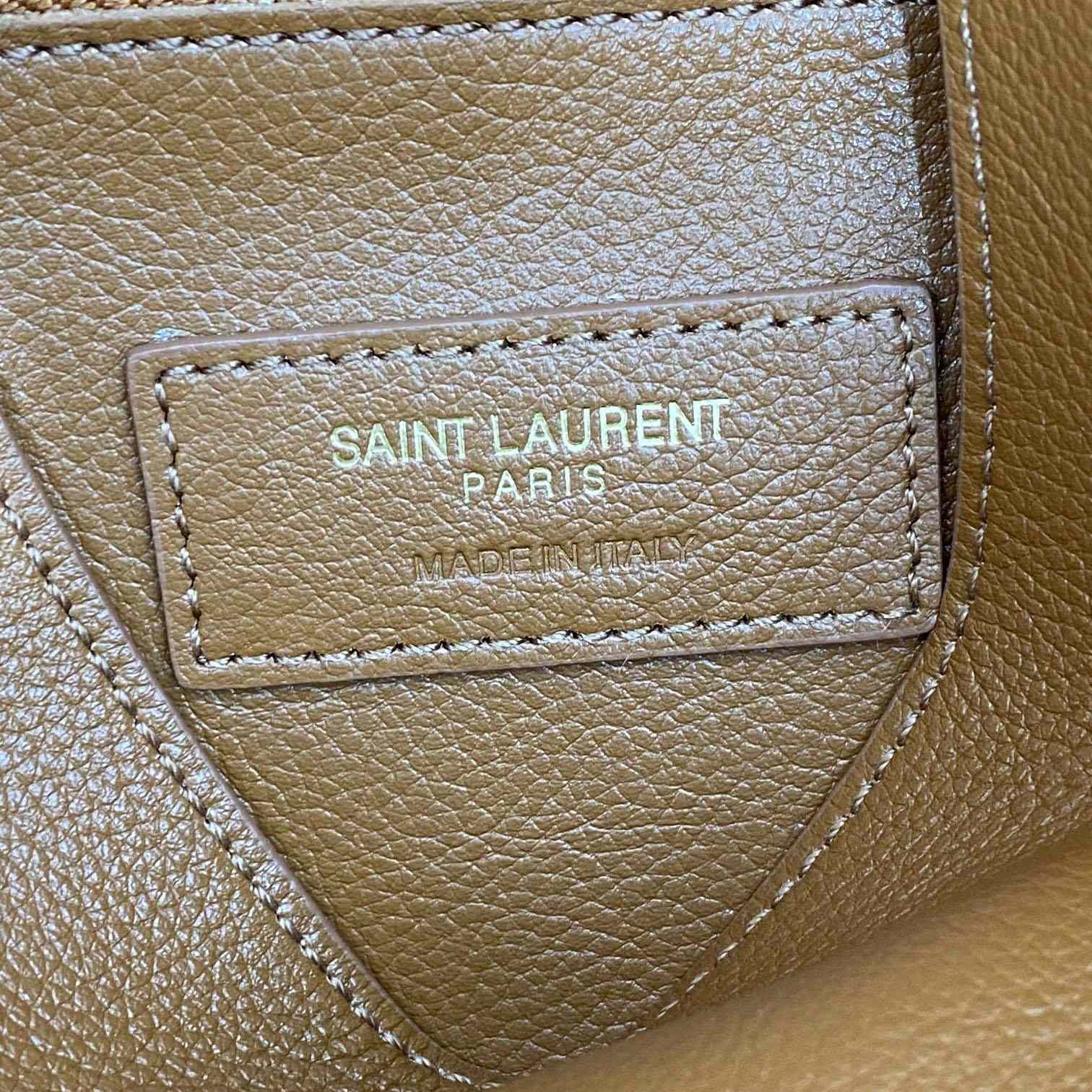 Saint Laurent LE 5 À 7 Supple Small In Grained Leather - DesignerGu